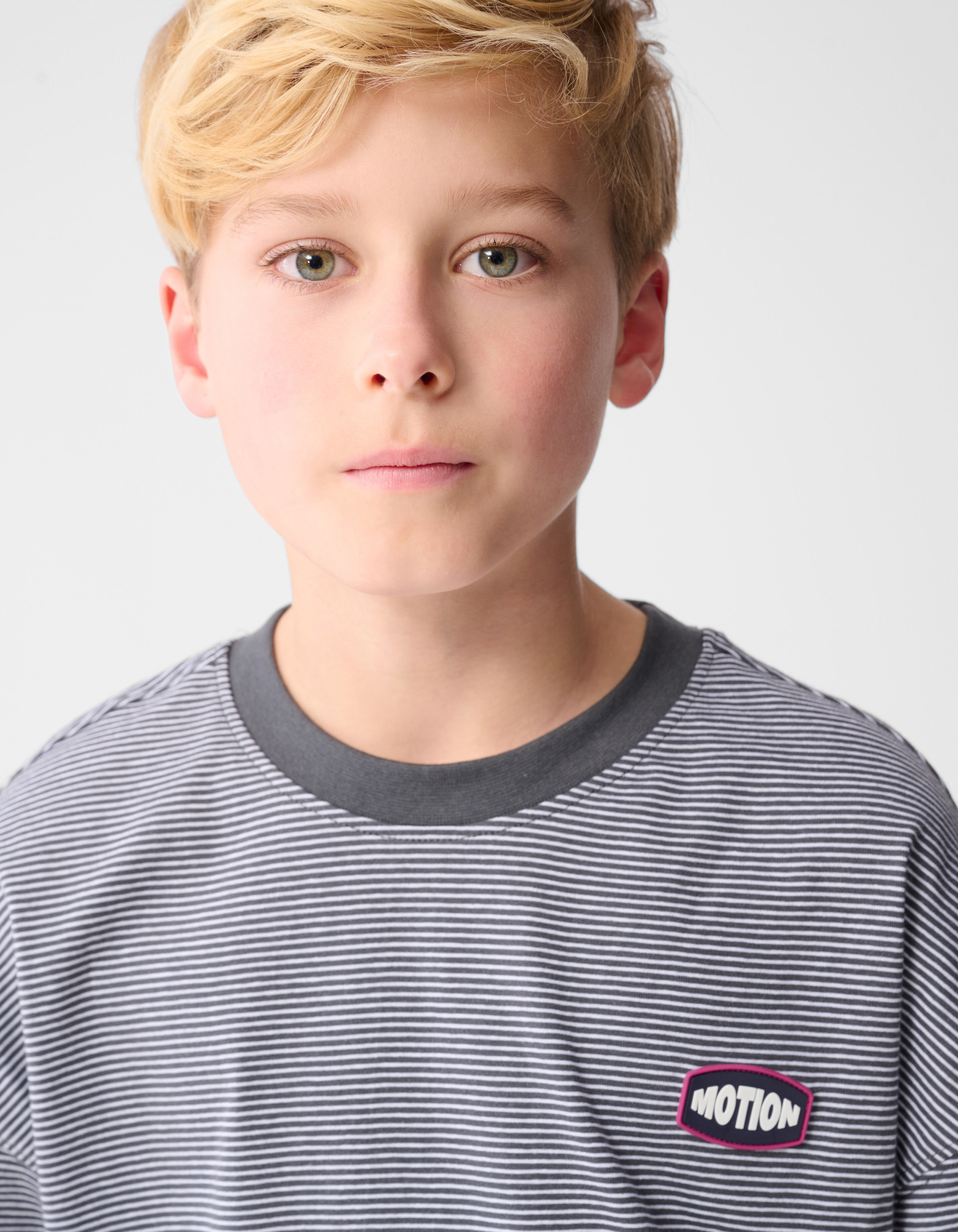 Stripe Artwork T-Shirt Zwart/Wit SHOEBY BOYS