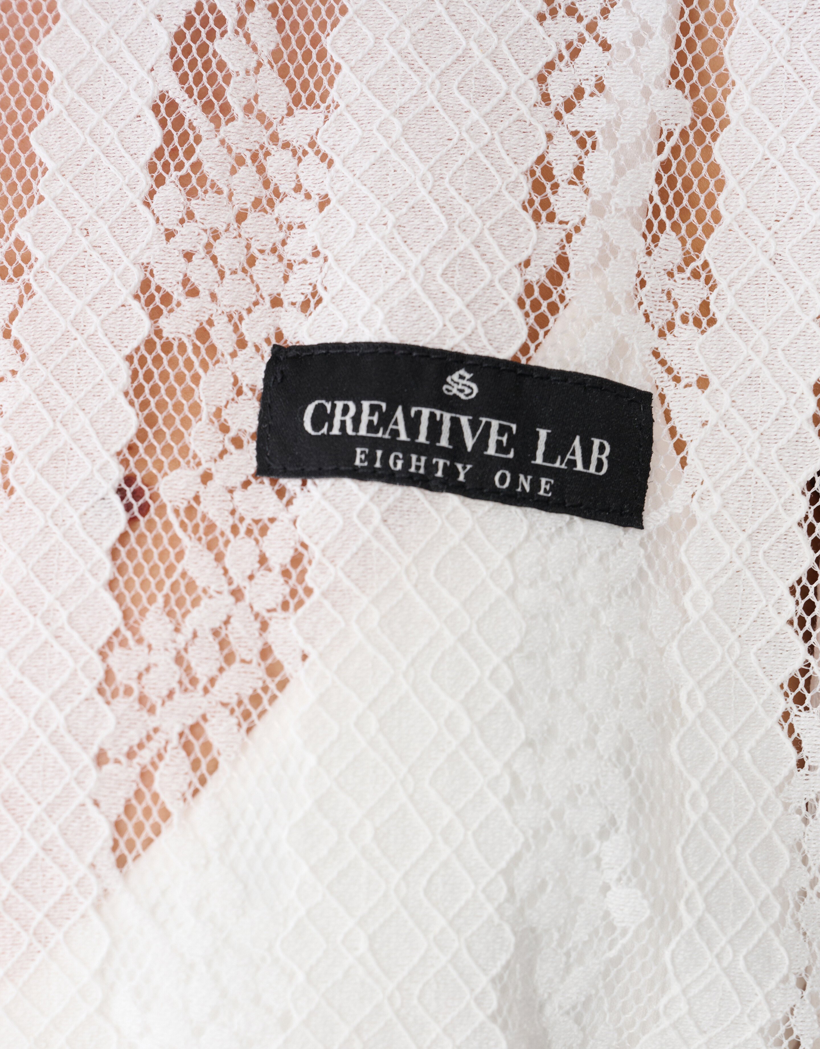 Oversized Kanten Label T-shirt Wit SHOEBY WOMEN