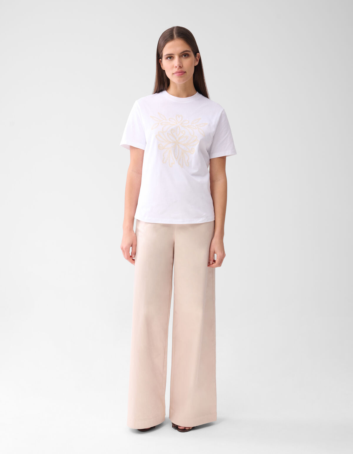 Cord Embroidery T-shirt Wit By Mieke SHOEBY WOMEN