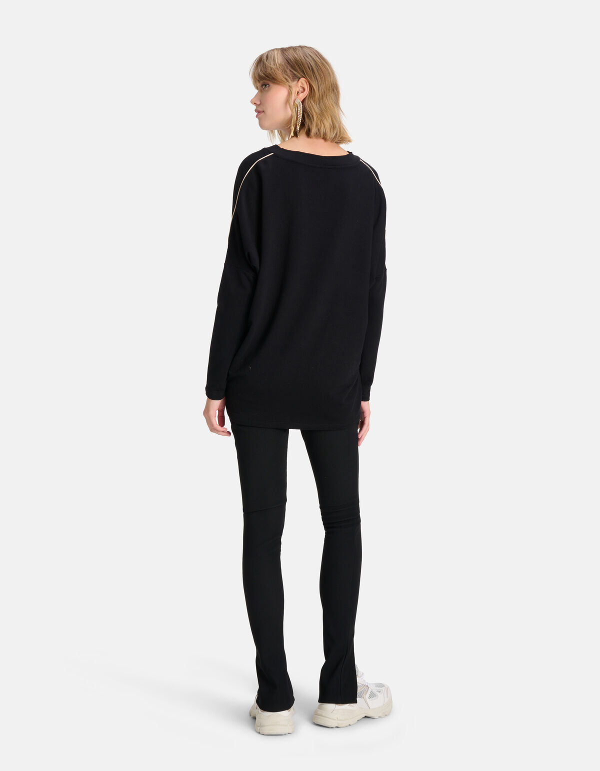 Basis Oversized V-hals Top Zwart SHOEBY WOMEN