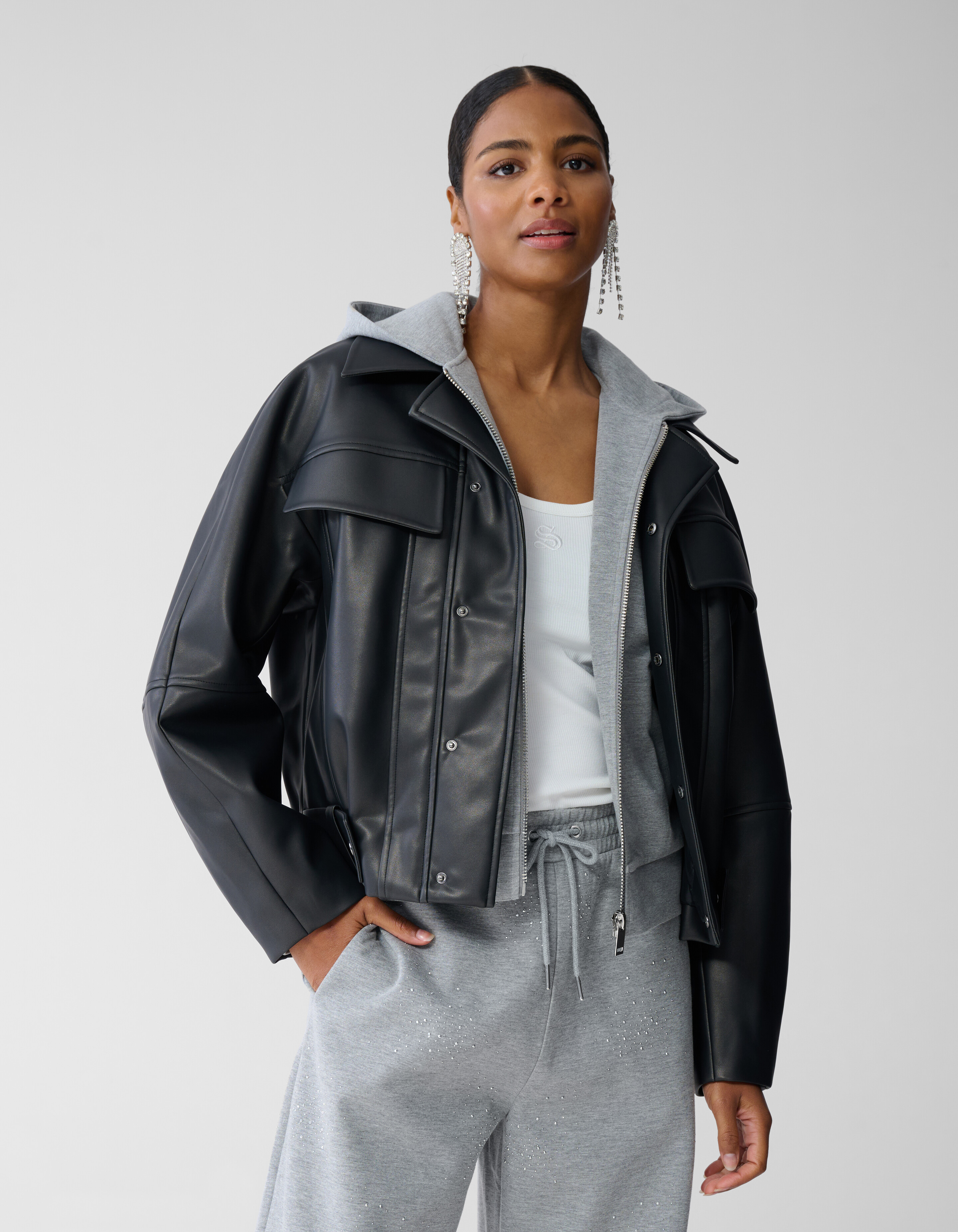 Oversized Vegan Leren Jack Zwart By Fred SHOEBY WOMEN