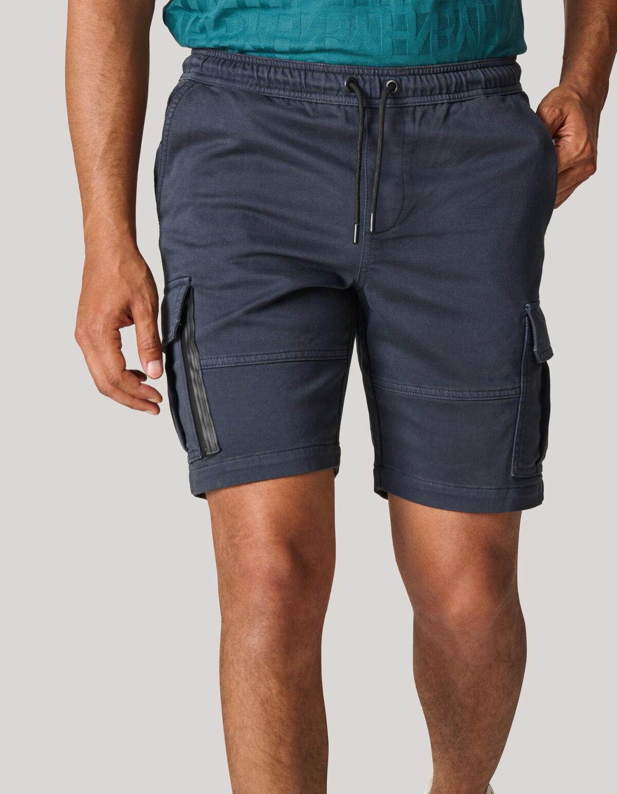 Jog Cargo Short Donkergrijs SHOEBY MEN