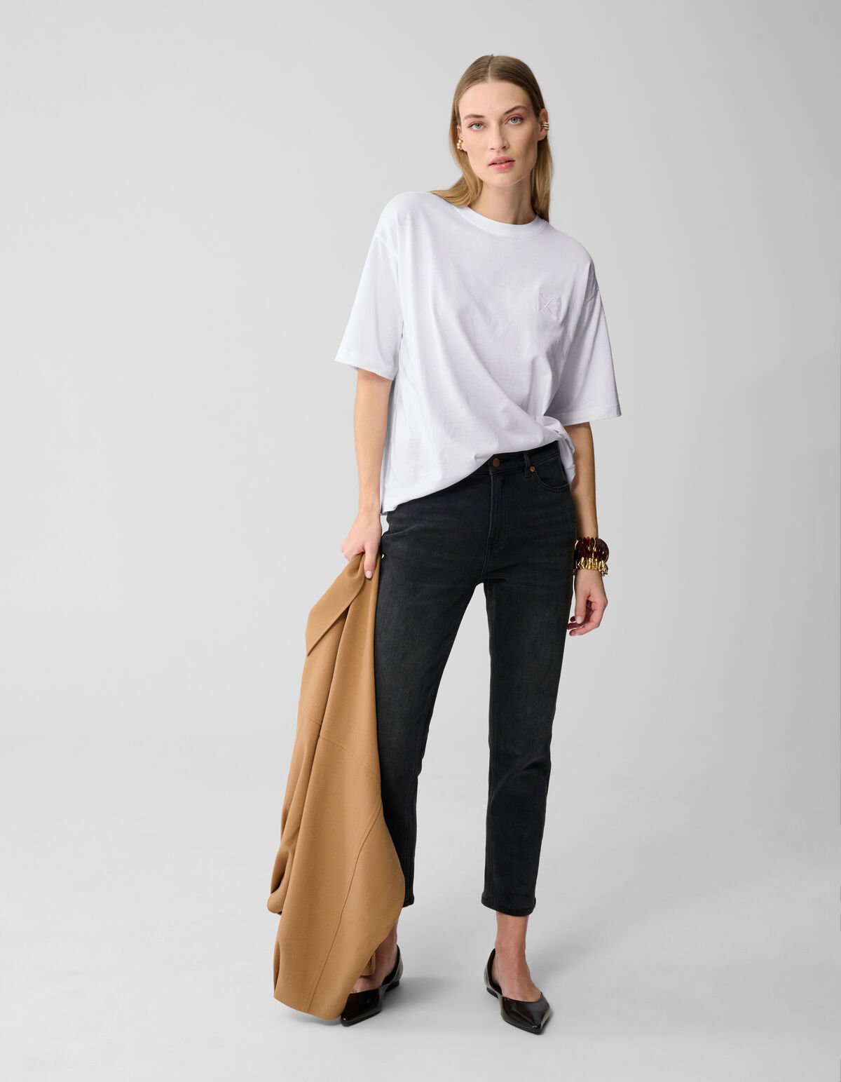 Oversized Basic T-shirt Wit By Lonneke SHOEBY WOMEN