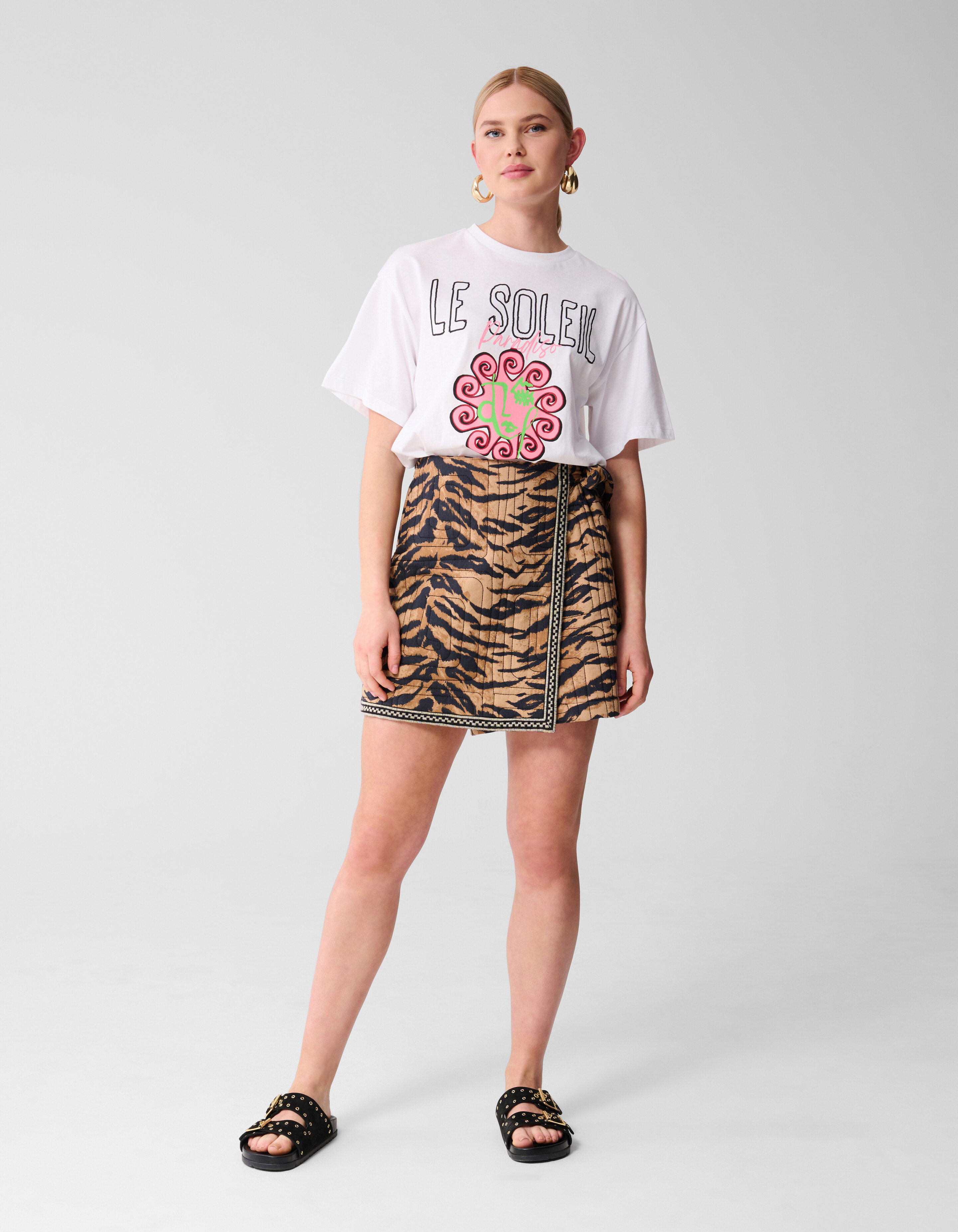 Le Soleil Artwork T-shirt Wit SHOEBY WOMEN