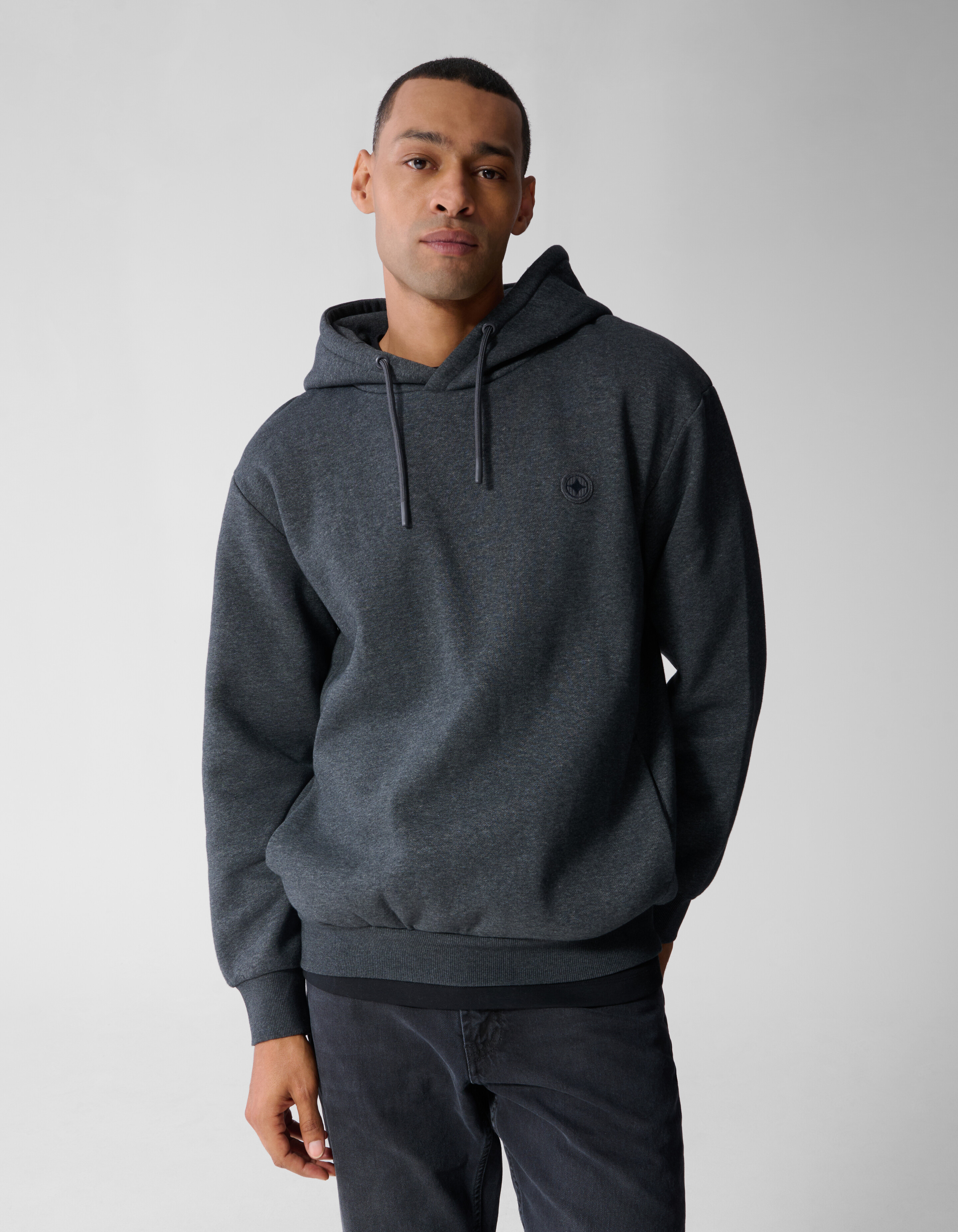Embroidery Hoodie Donkergrijs SHOEBY MEN