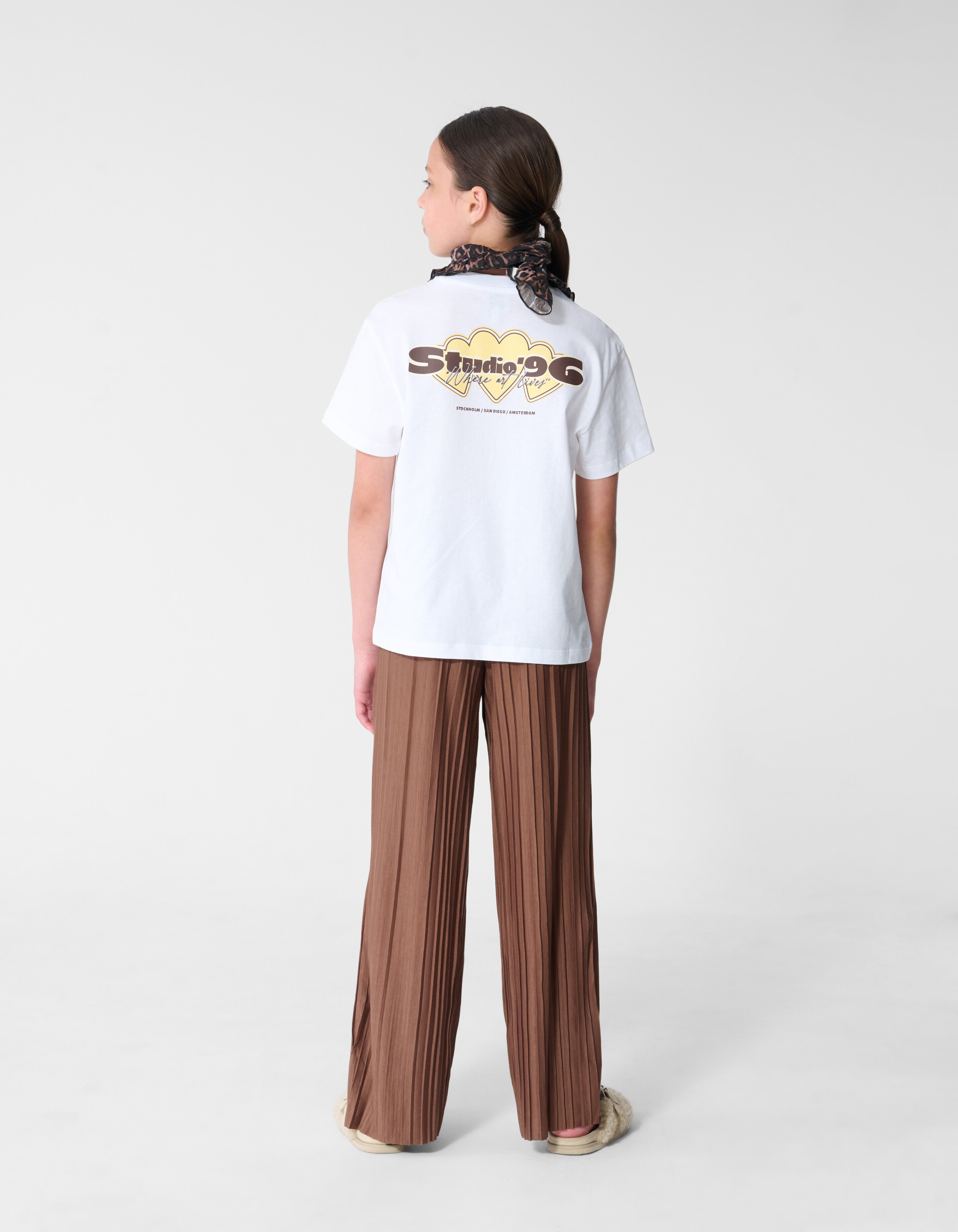 Studio Artwork T-shirt Wit SHOEBY GIRLS