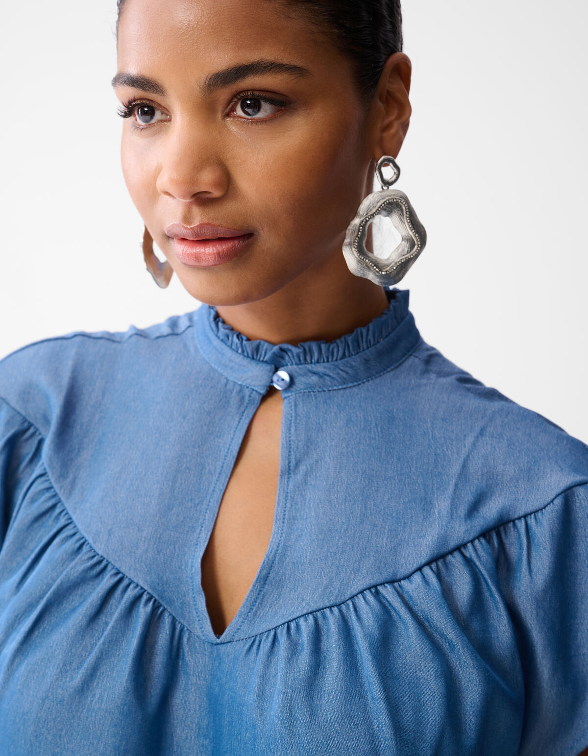 Tencel Ruffle Top Blauw SHOEBY WOMEN