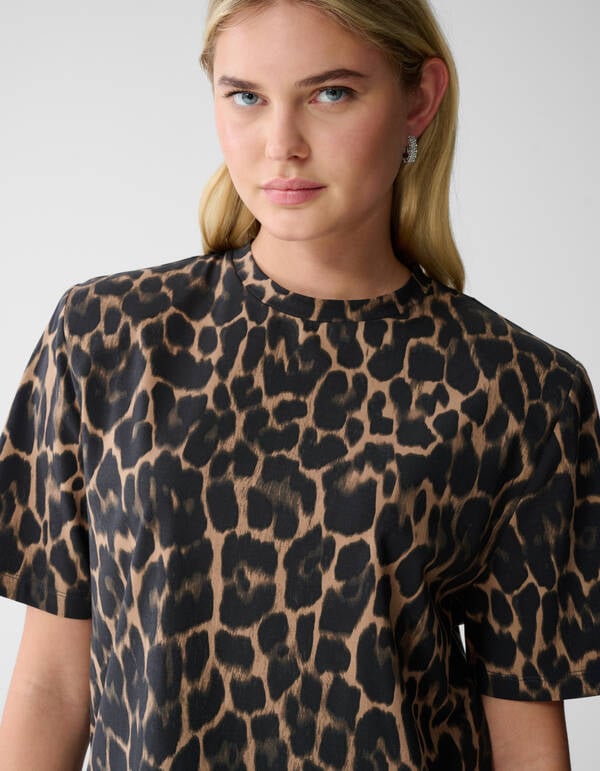 Padded Leopard Print T-shirt Bruin SHOEBY WOMEN