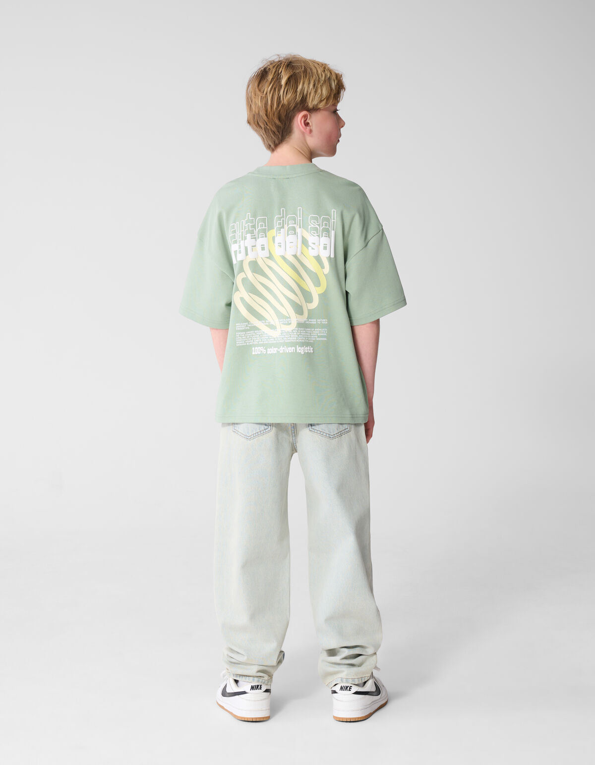 Del Sol Artwork T-shirt Lichtgroen SHOEBY BOYS