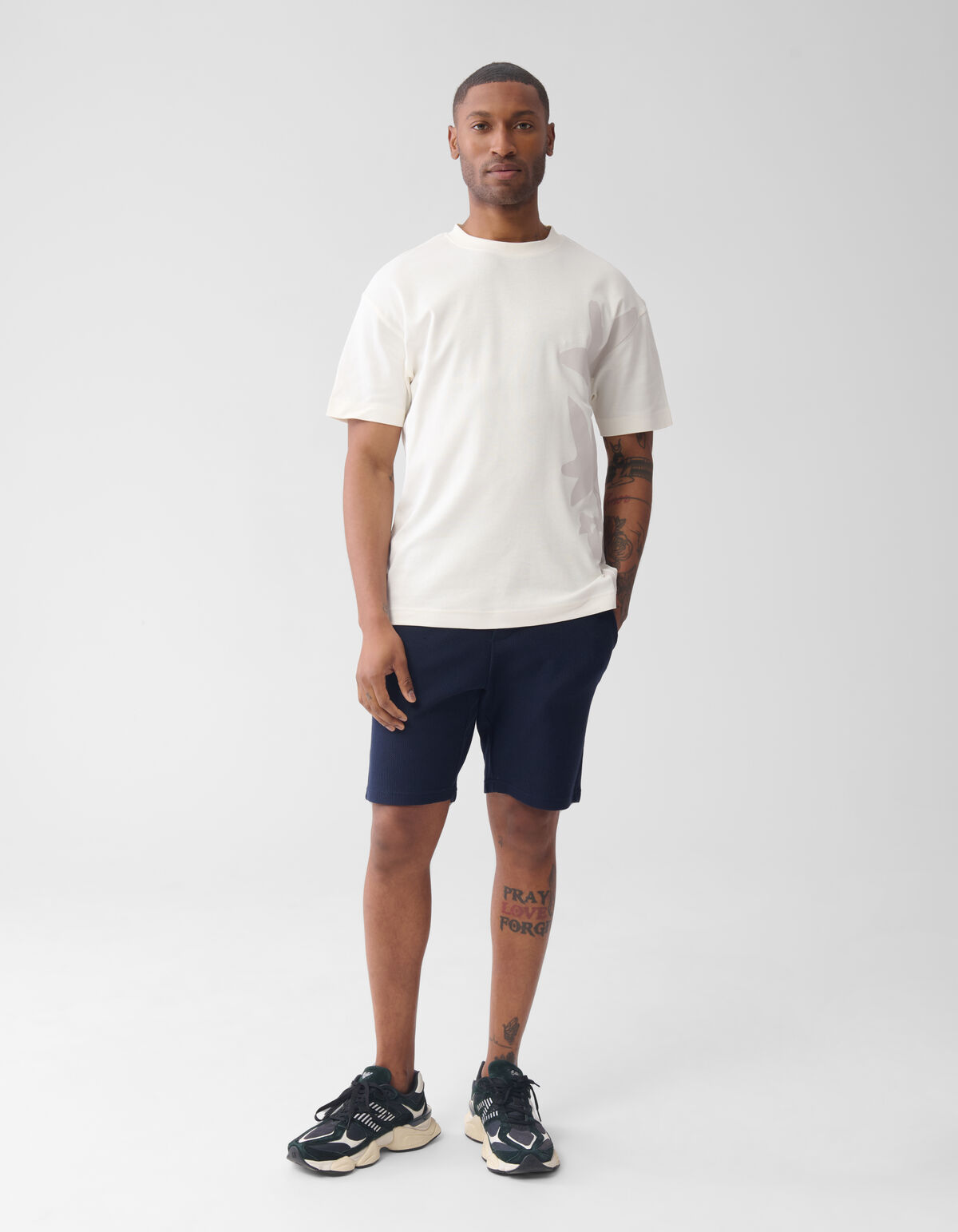 Flower Artwork T-shirt Gebroken Wit SHOEBY MEN