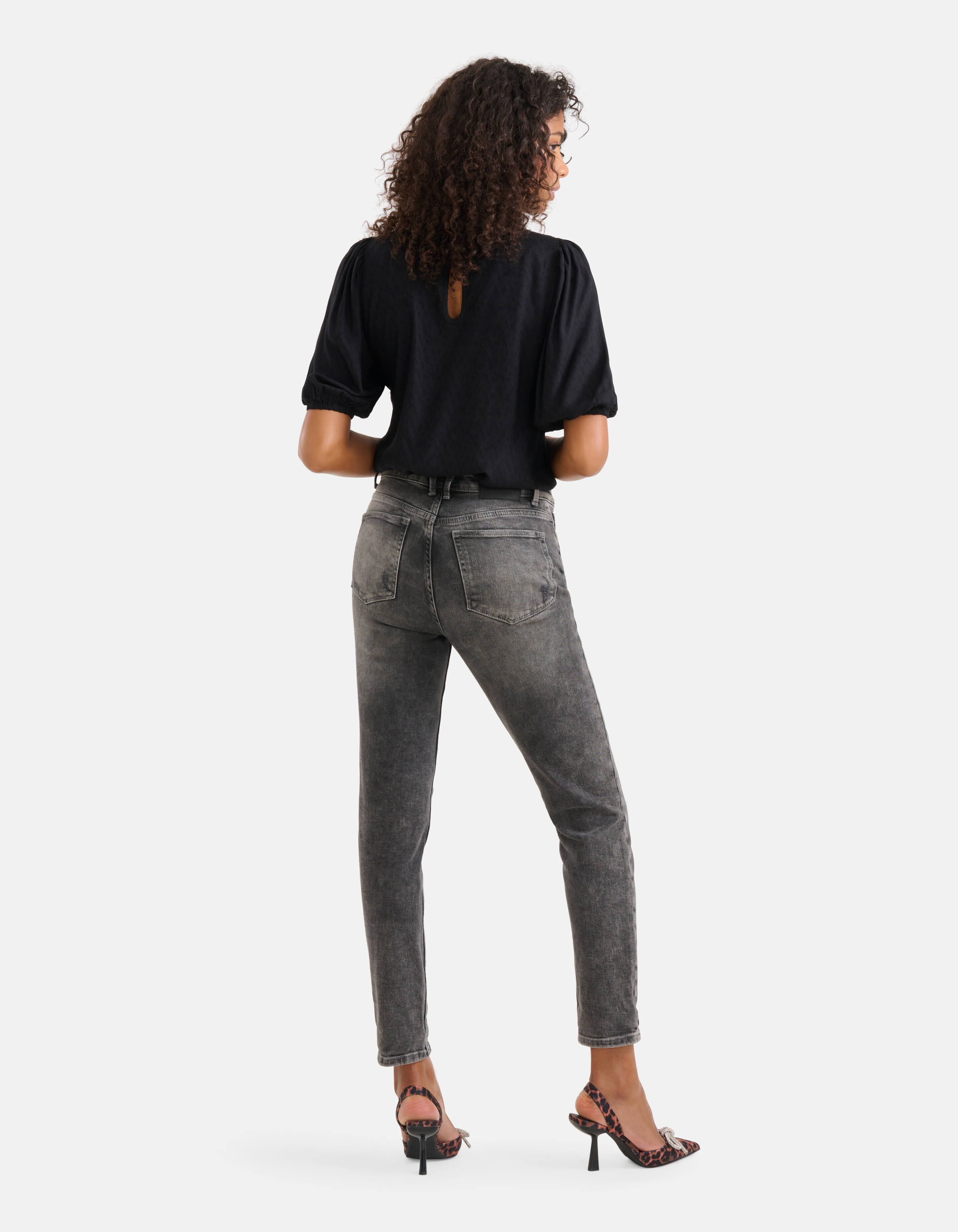 Tapered Fit Jeans Zwart L29 SHOEBY WOMEN