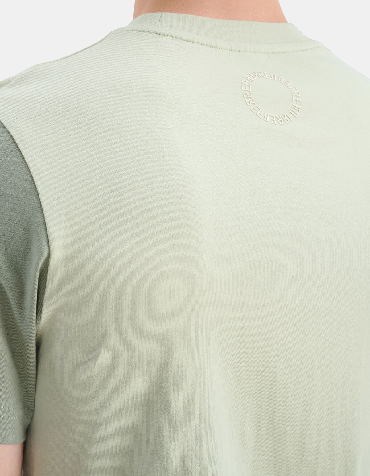 Colourblock T-shirt REFILL