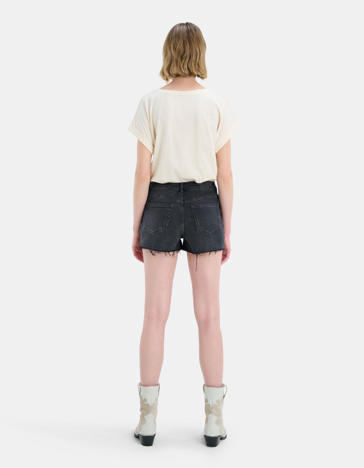 Stella Short EKSEPT
