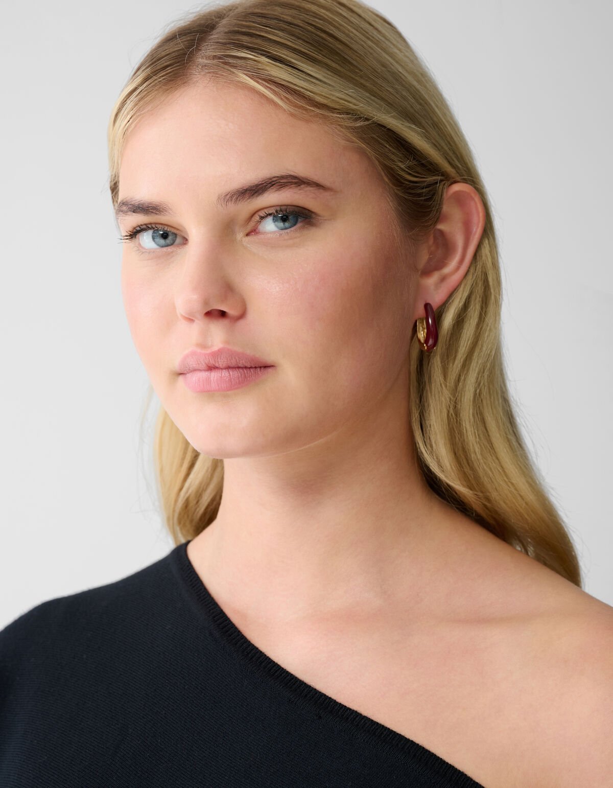 Oval Hoops Oorbellen Rood SHOEBY ACCESSOIRES