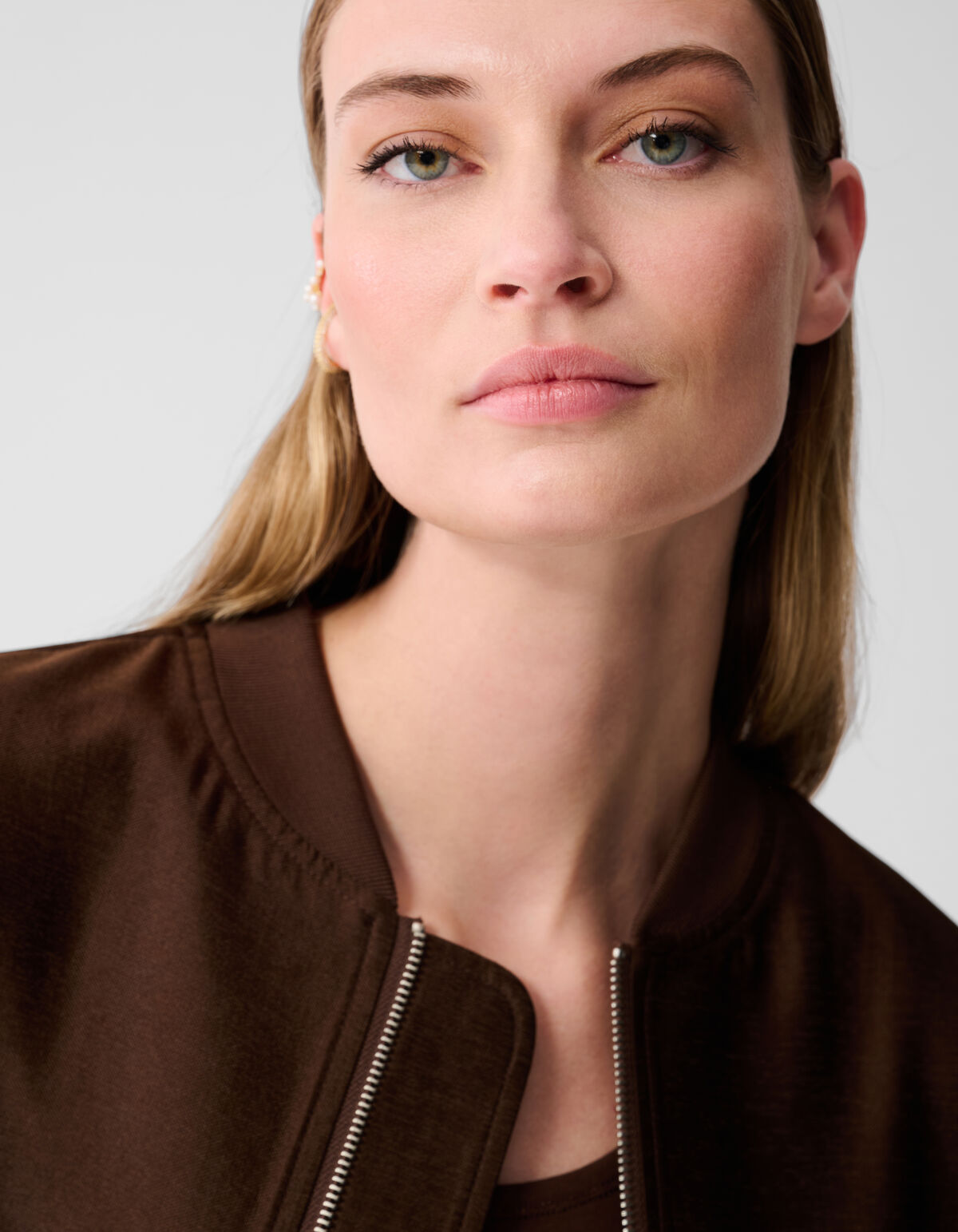 Oversized Short Sleeve Bomber Donkerbruin SHOEBY WOMEN