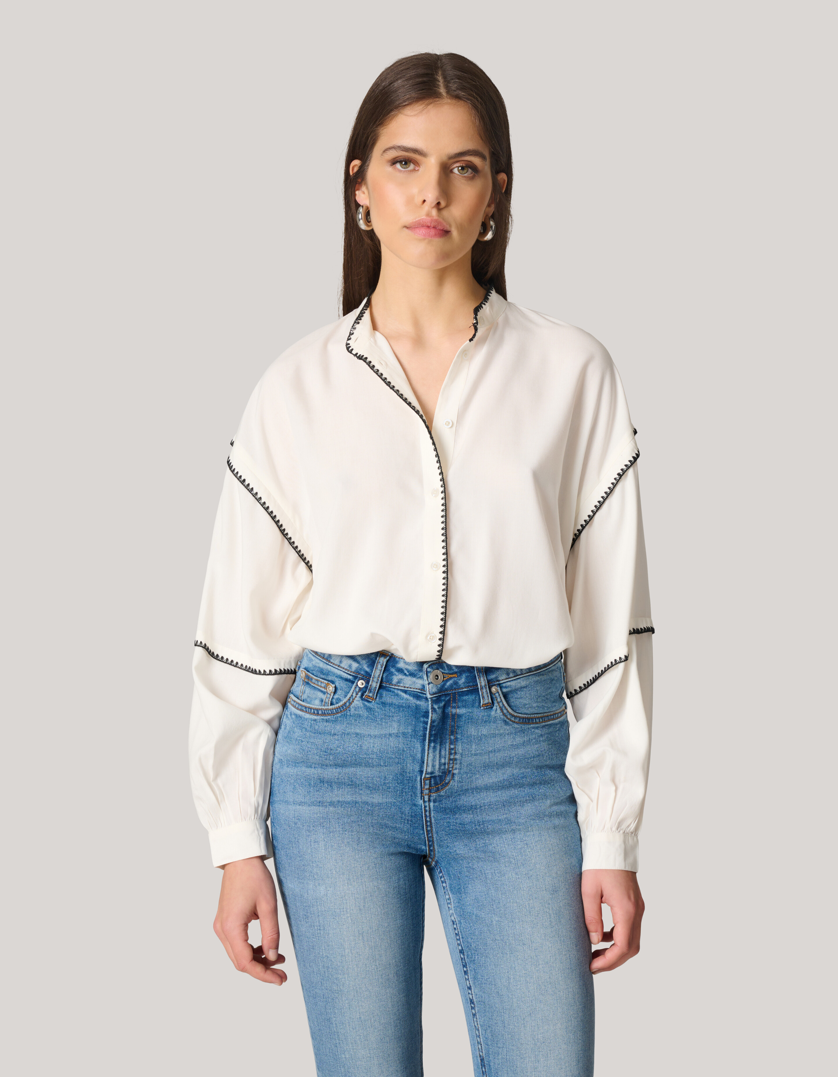 Embroidery Blouse Wit SHOEBY WOMEN