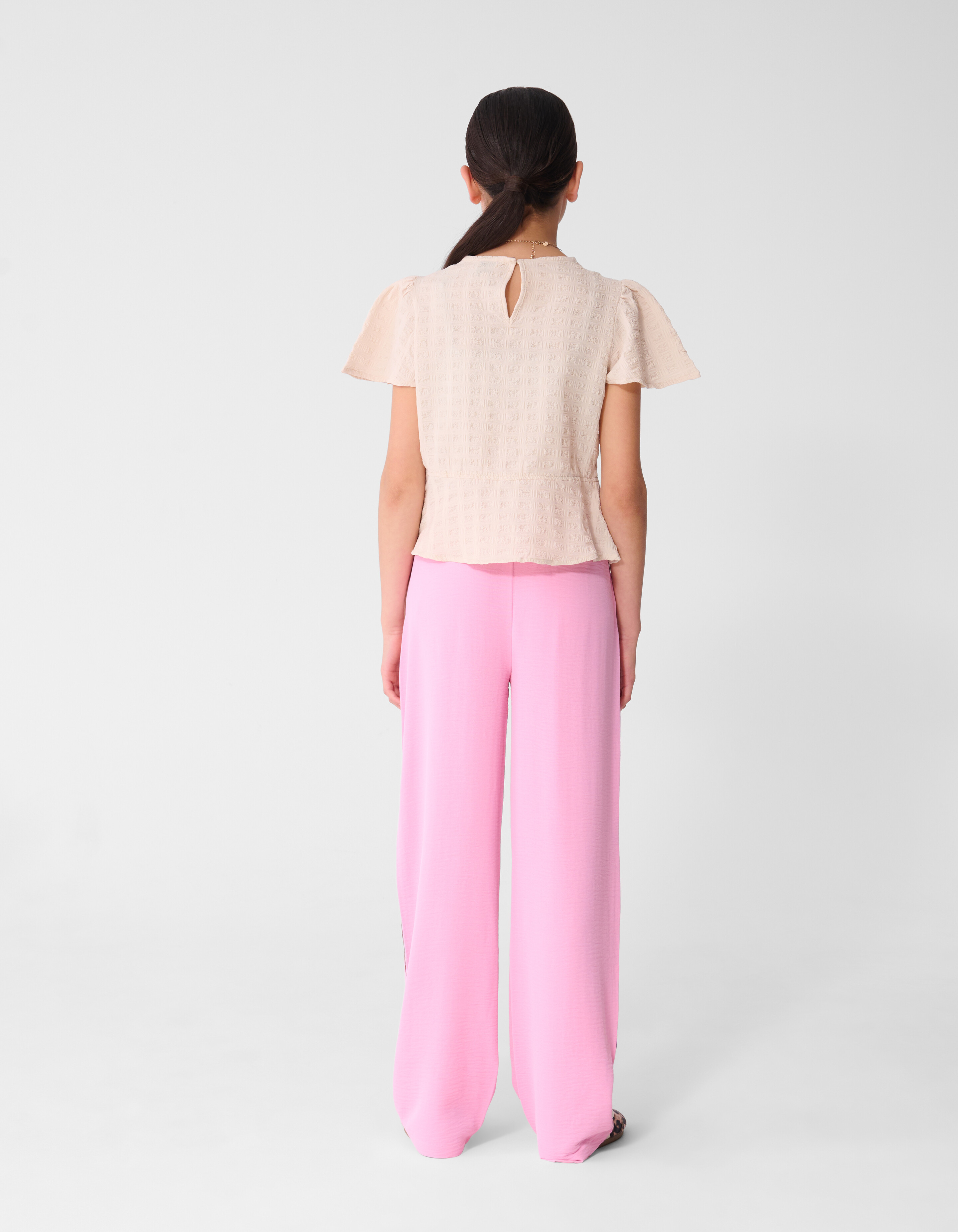 Crinkle Peplum Top Zand SHOEBY GIRLS