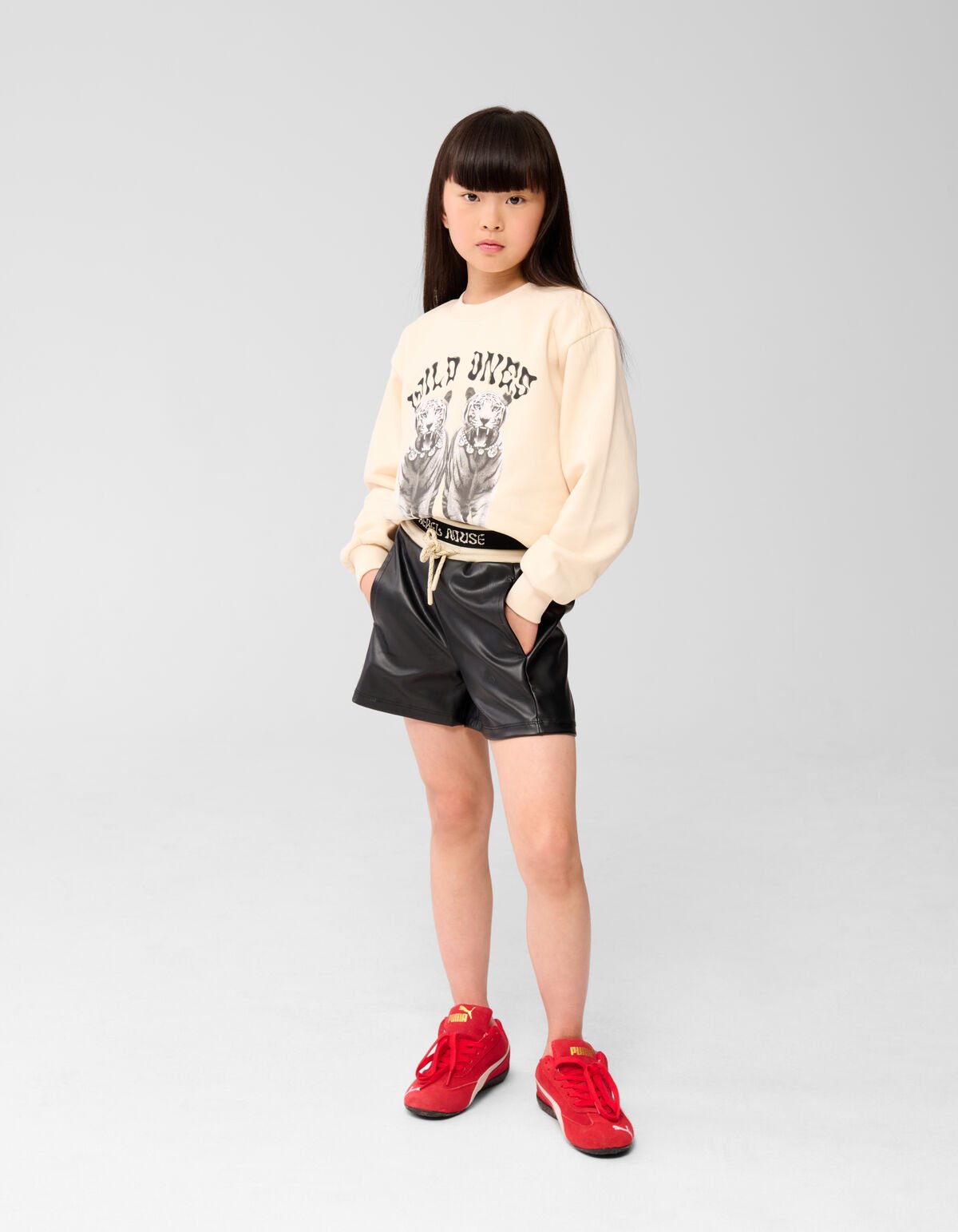 Vegan Leren Sporty Short Zwart SHOEBY GIRLS