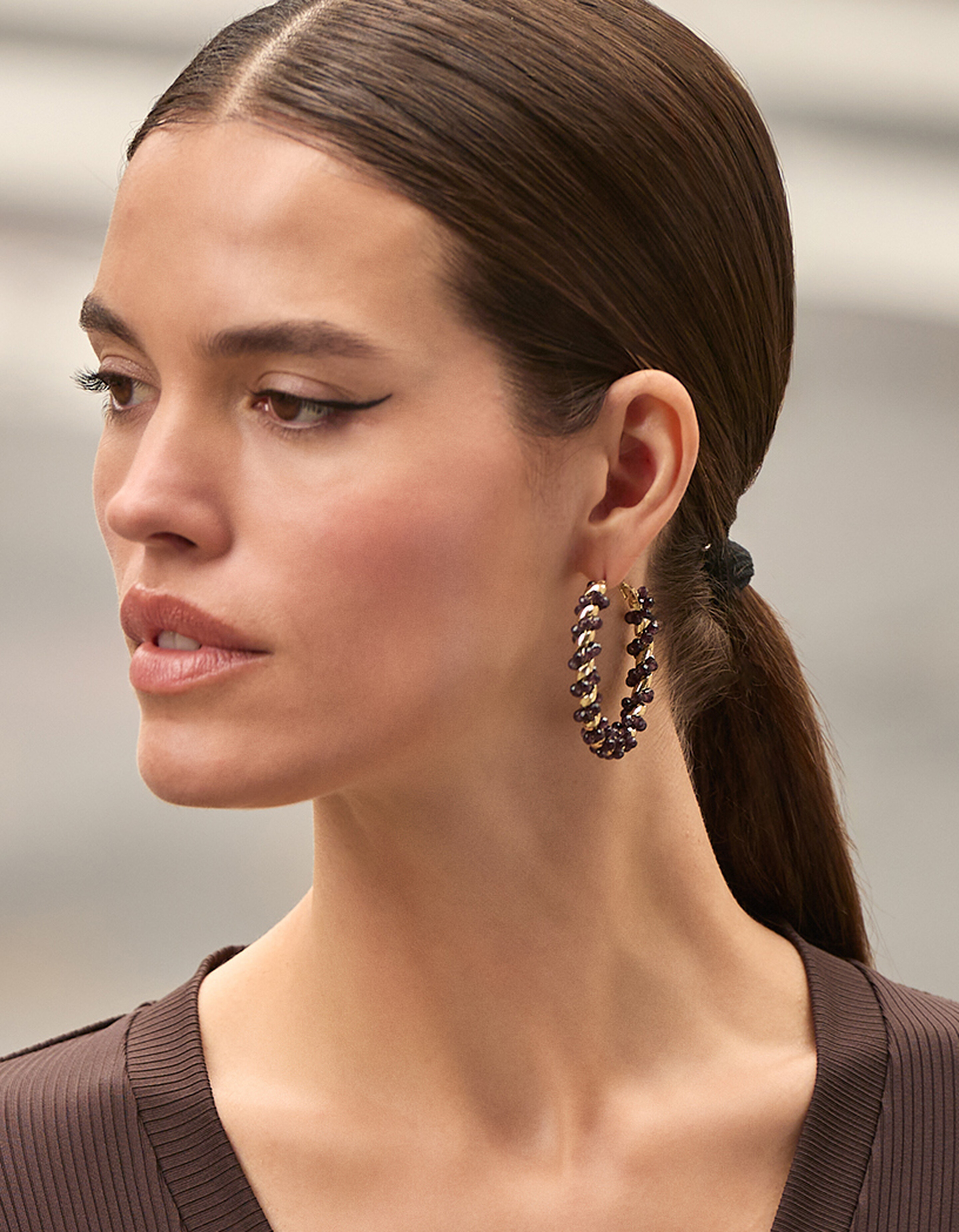 Twisted Beaded Hoop Oorbellen Donkerpaars SHOEBY ACCESSOIRES