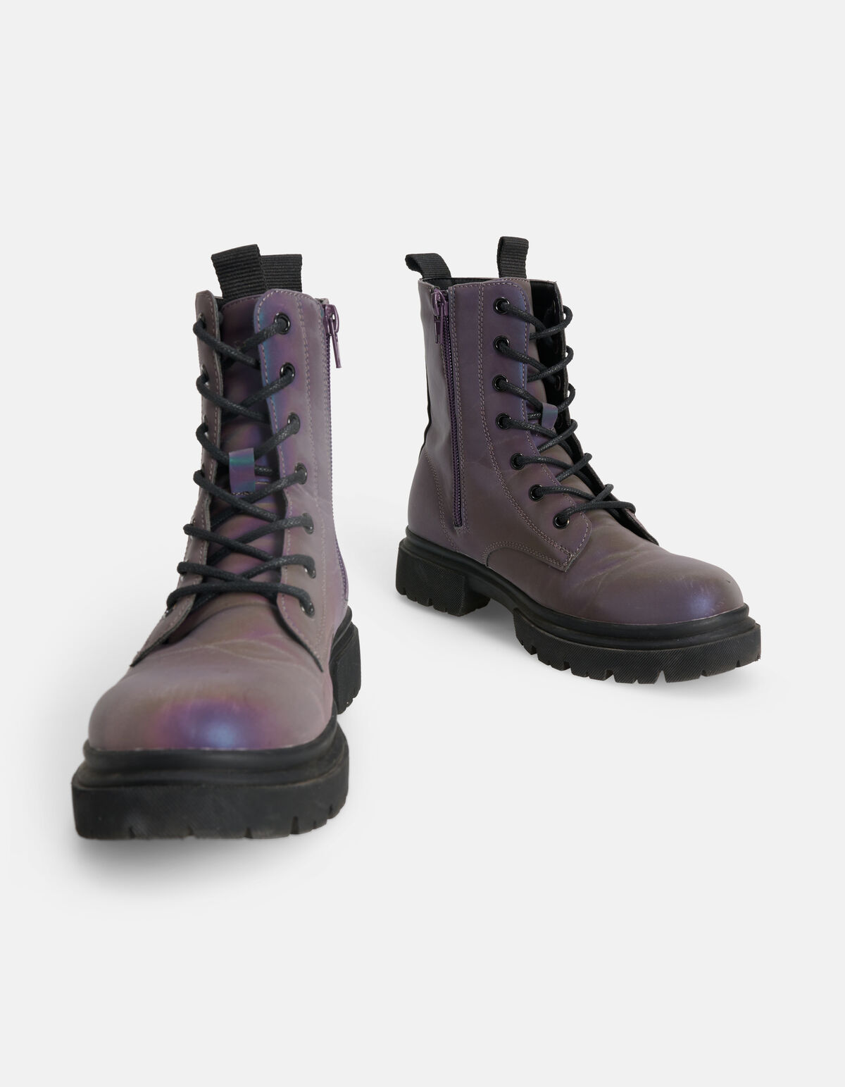 Holly Laars SHOEBY SHOES