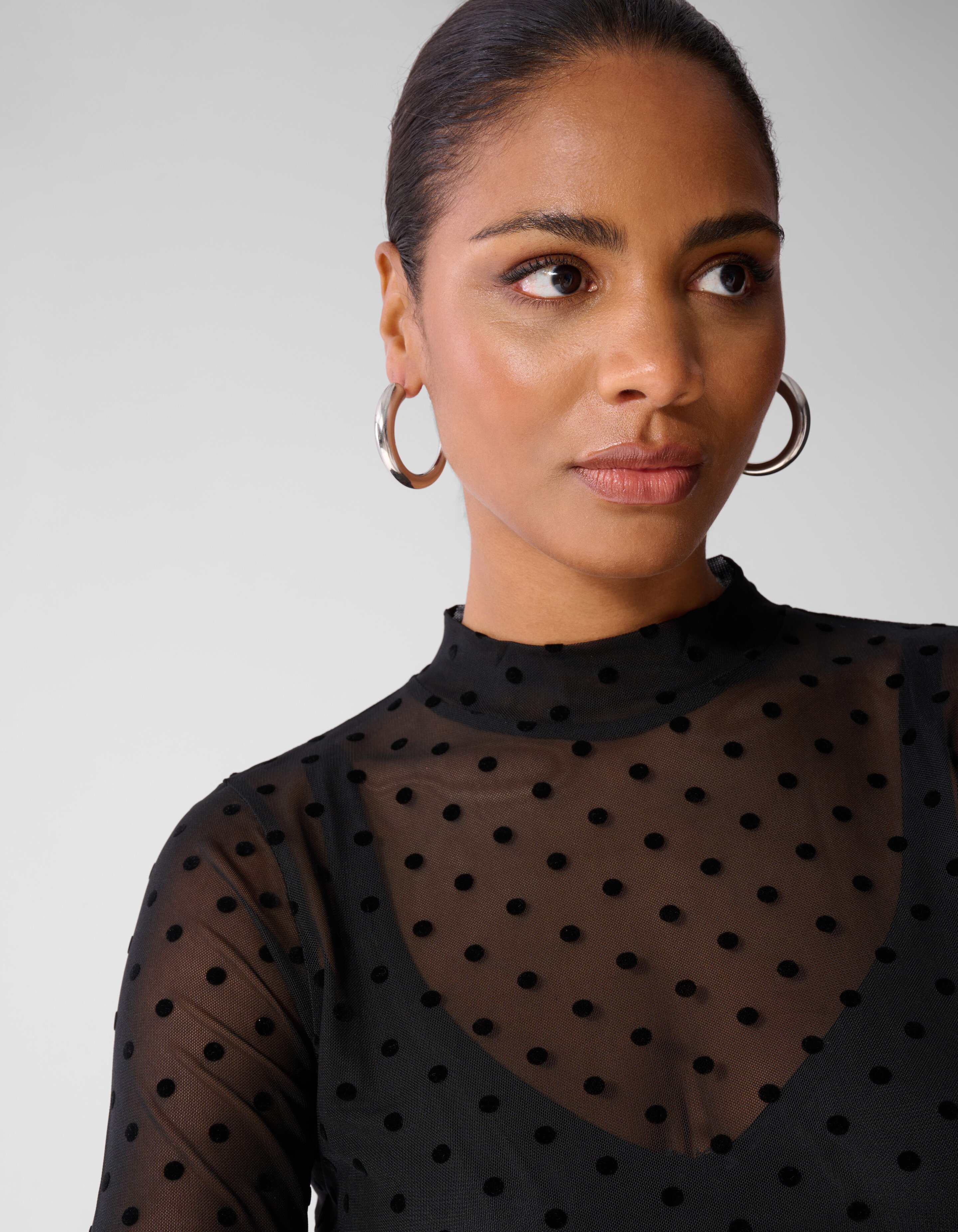 Mesh Stippen Top Bruin SHOEBY WOMEN