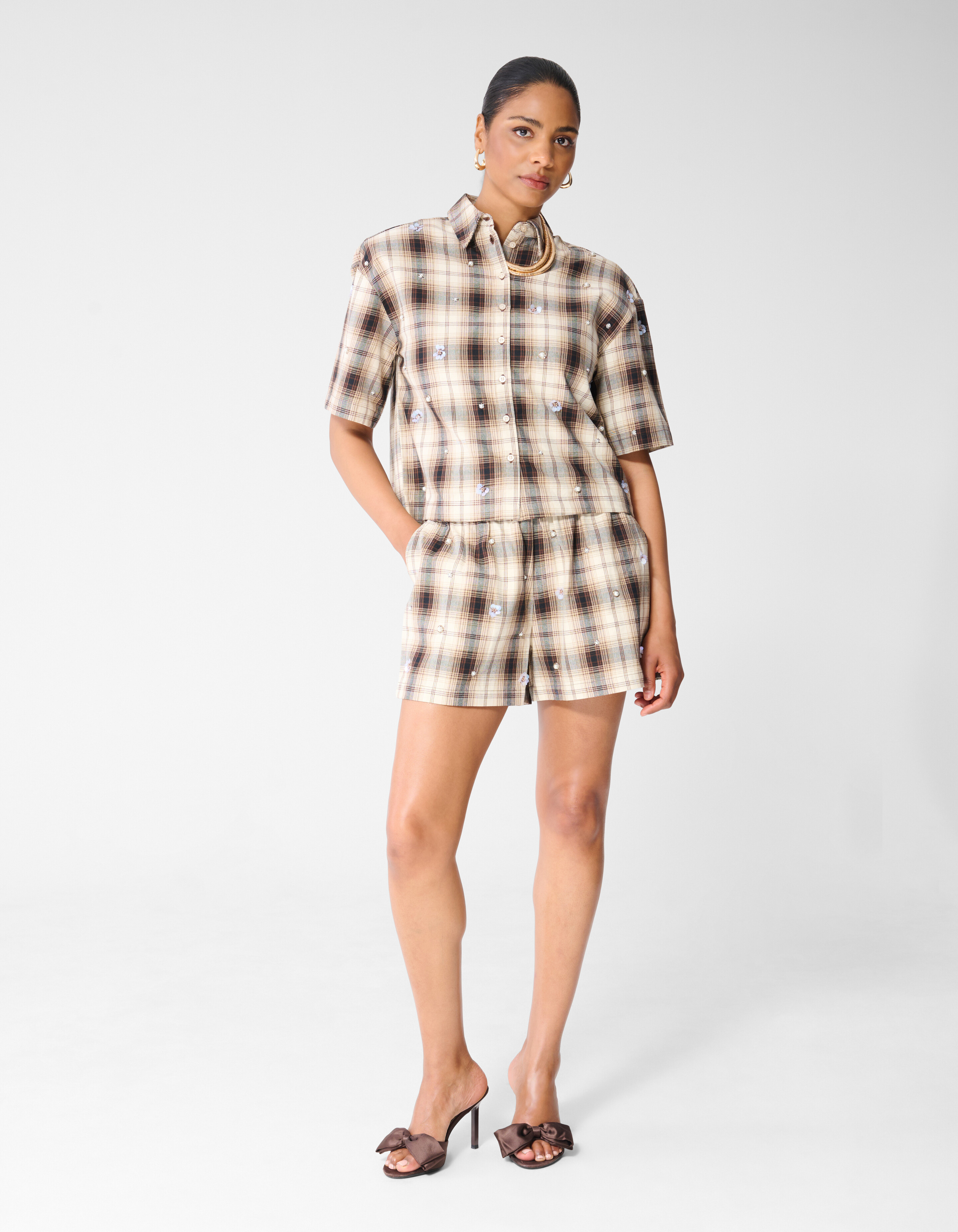 Ruiten Beaded Short Bruin SHOEBY WOMEN