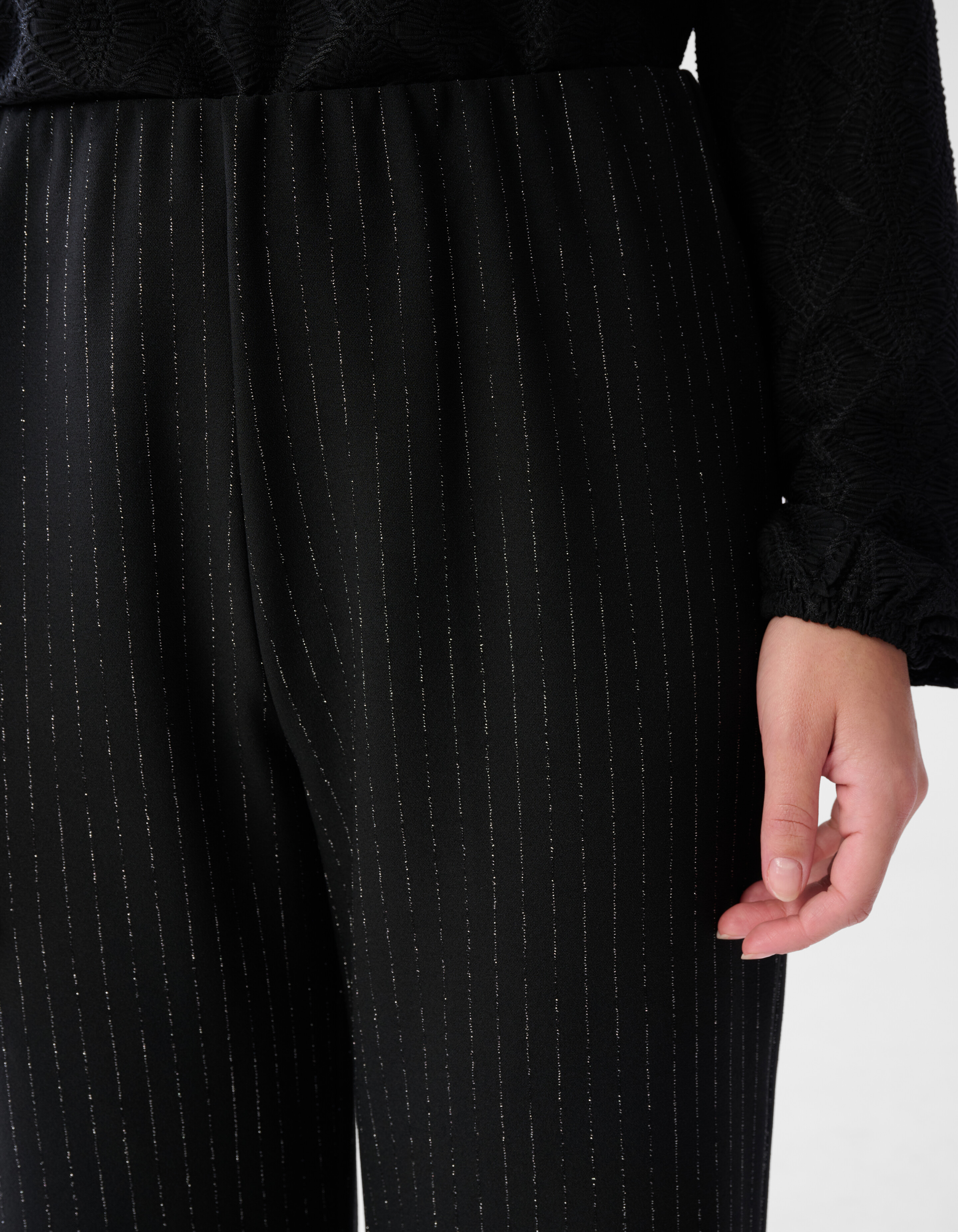 Lurex Pinstripe Wide Leg Broek Zwart SHOEBY WOMEN