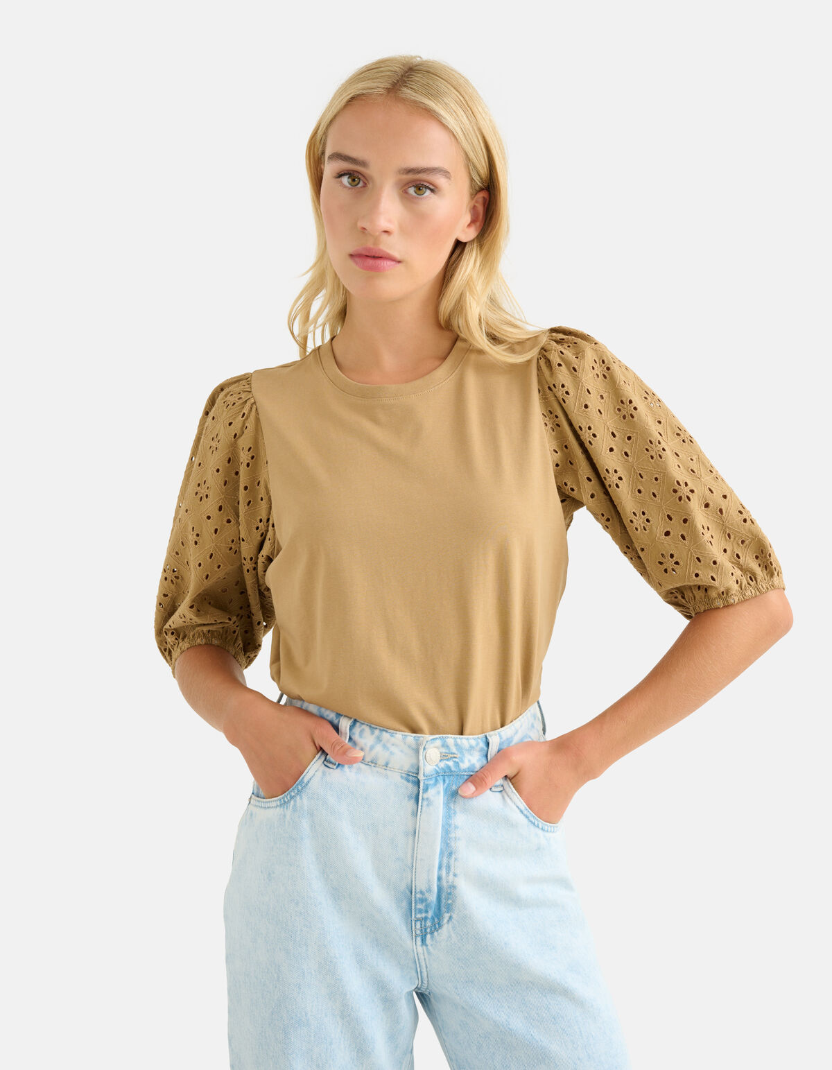 Embroidery Top Beige SHOEBY WOMEN
