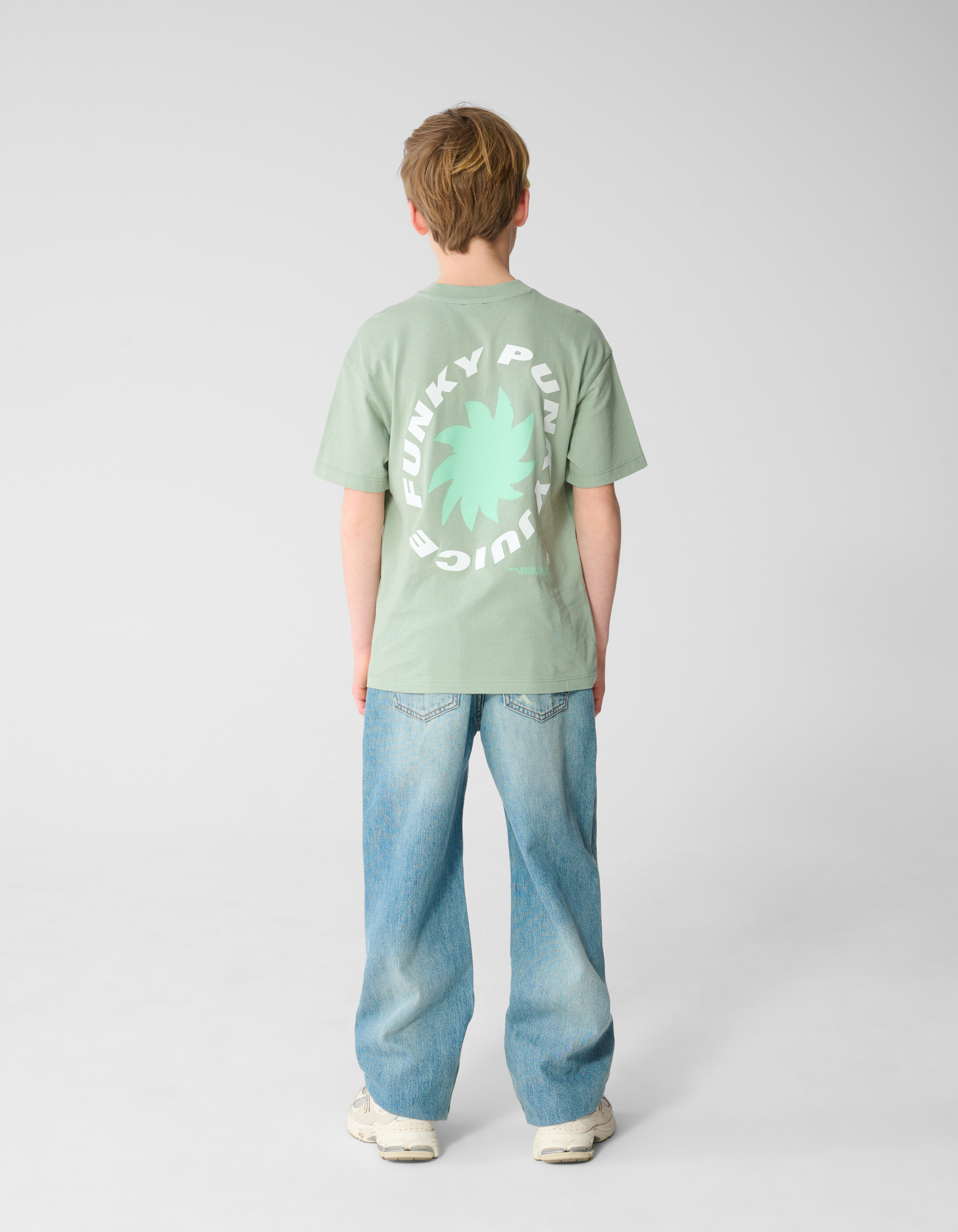 Funky Artwork T-shirt Groen SHOEBY BOYS