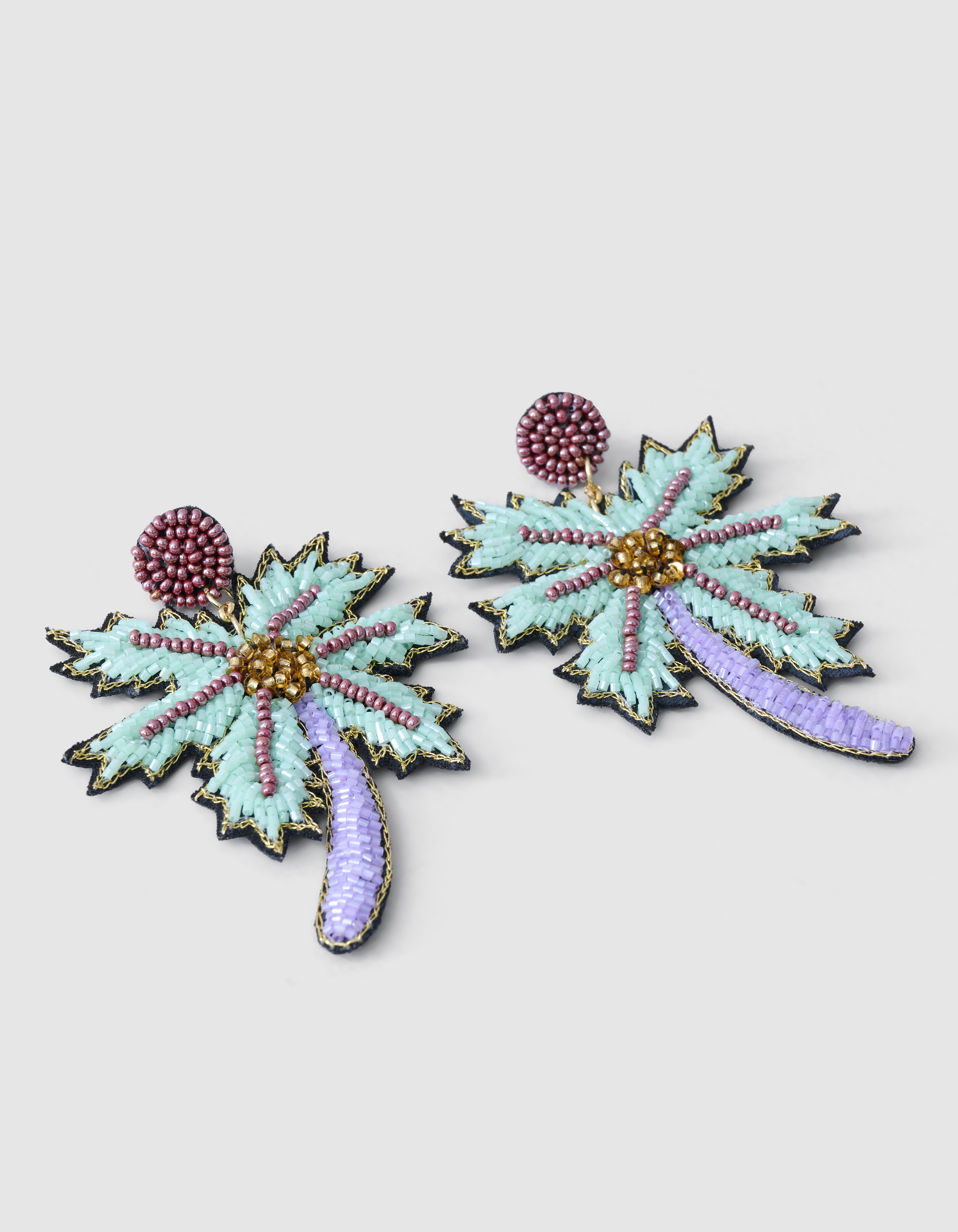 Beaded Palmboom Oorbellen Lichtpaars SHOEBY ACCESSOIRES