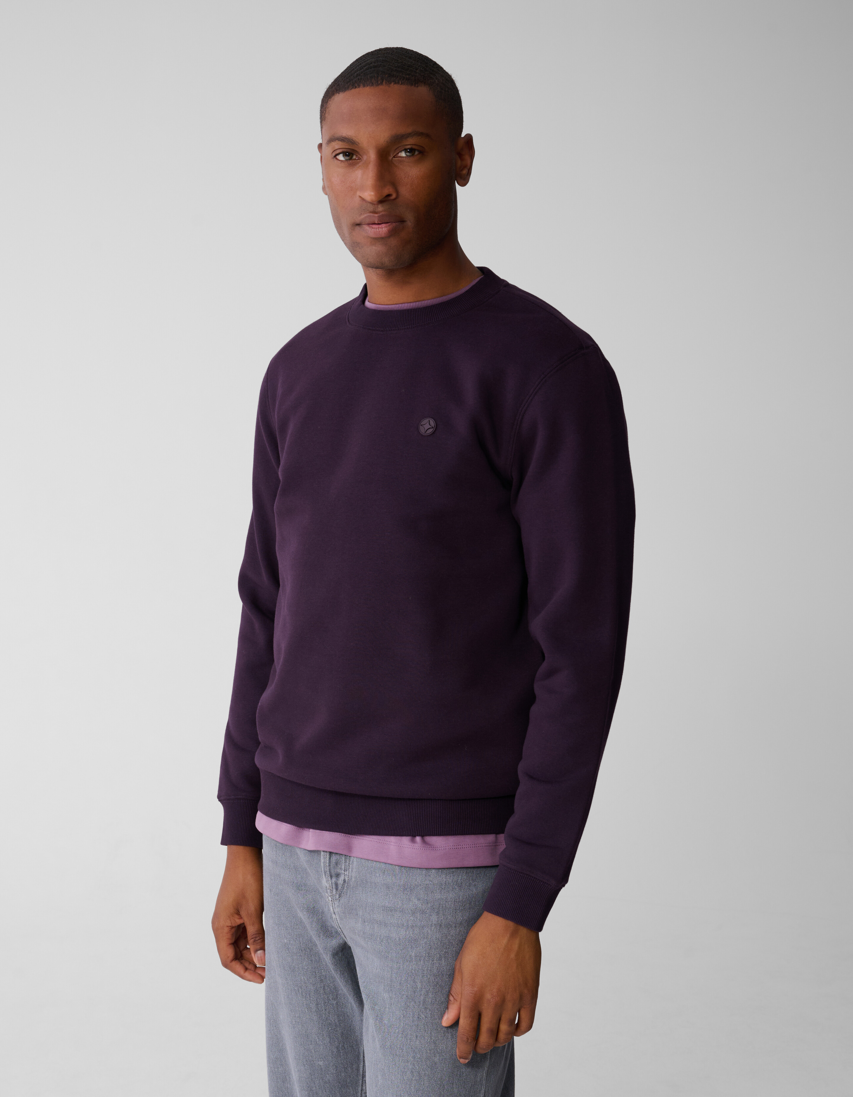 Badge Sweater Donkerrood SHOEBY MEN