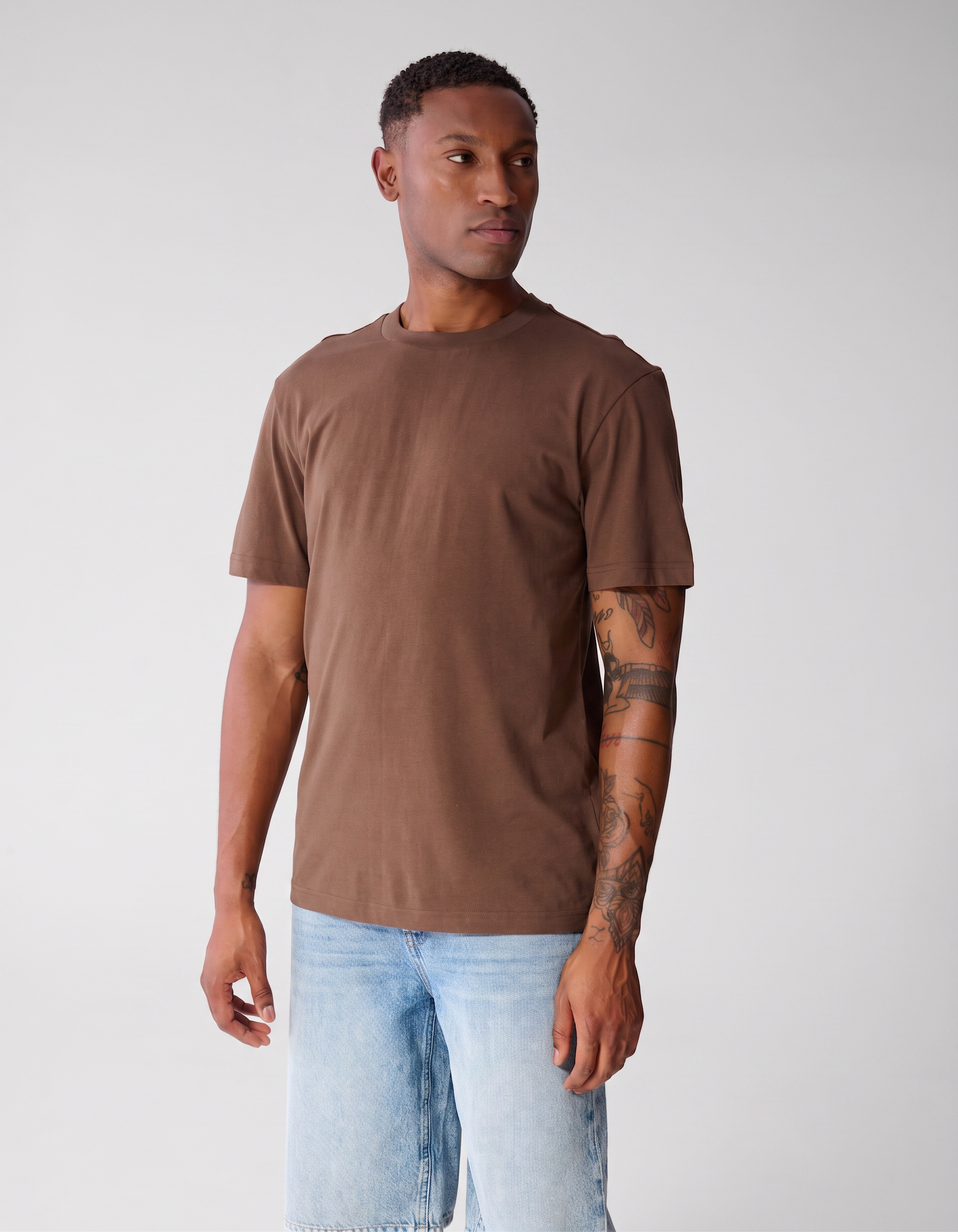 Dotted Artwork T-shirt Donkerbruin SHOEBY MEN