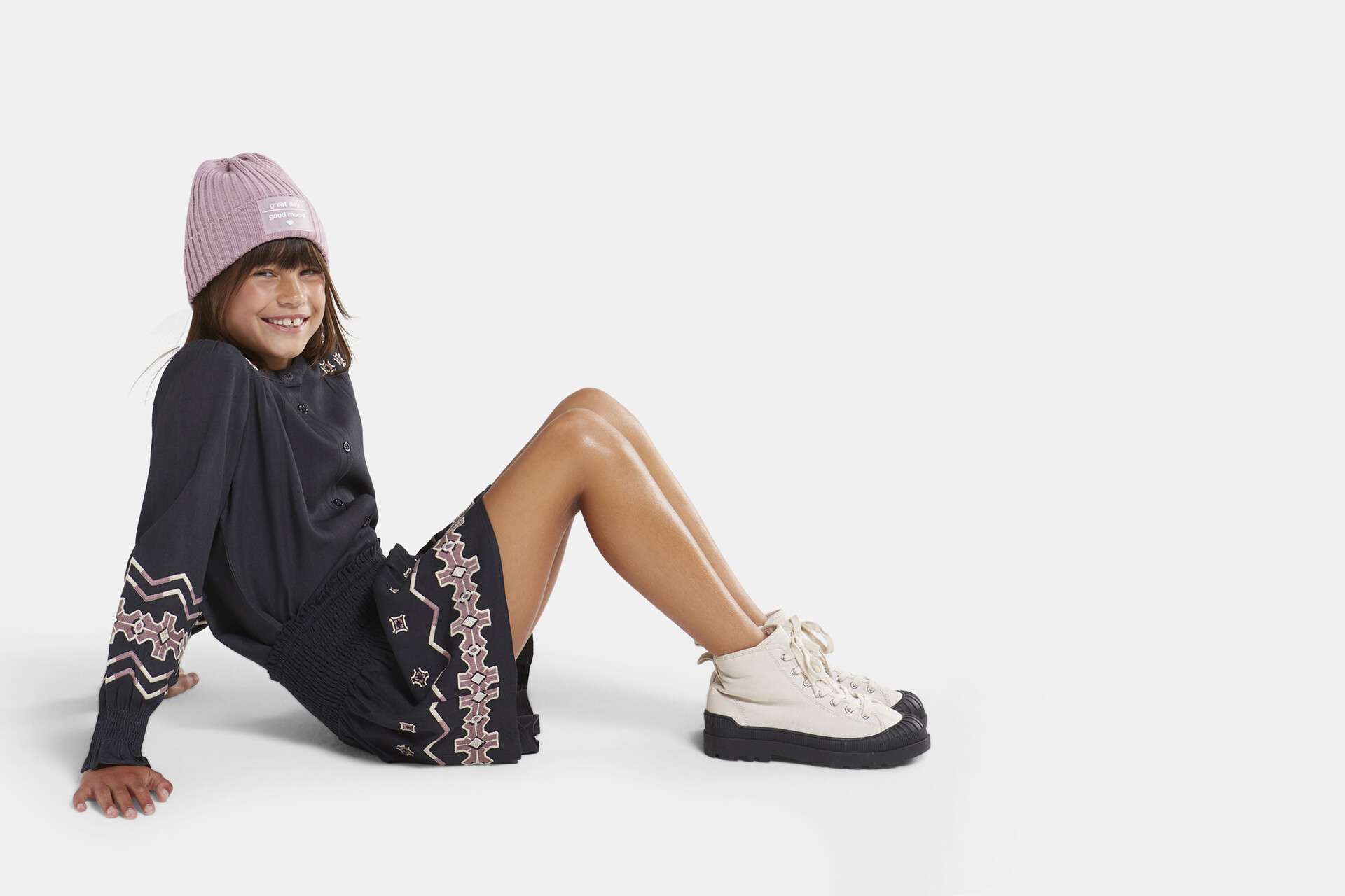 Embroidery Blouse Donkergrijs SHOEBY GIRLS
