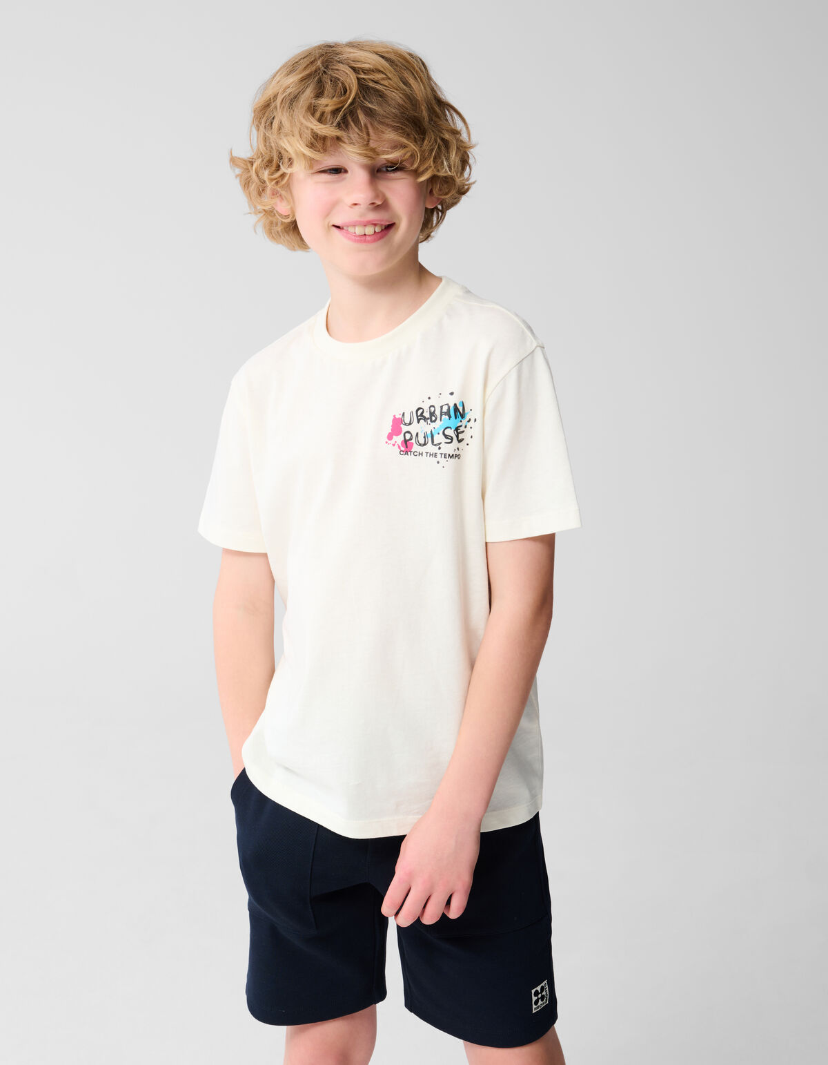 Urban Artwork T-shirt Gebroken Wit SHOEBY BOYS