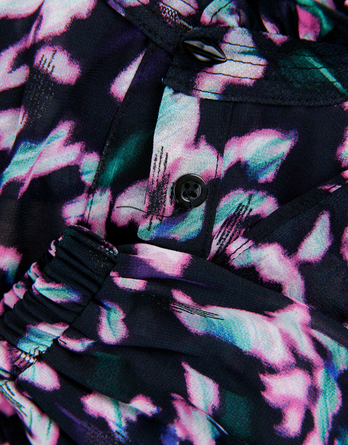 Print Blouse By Nicolette SHOEBY GIRLS