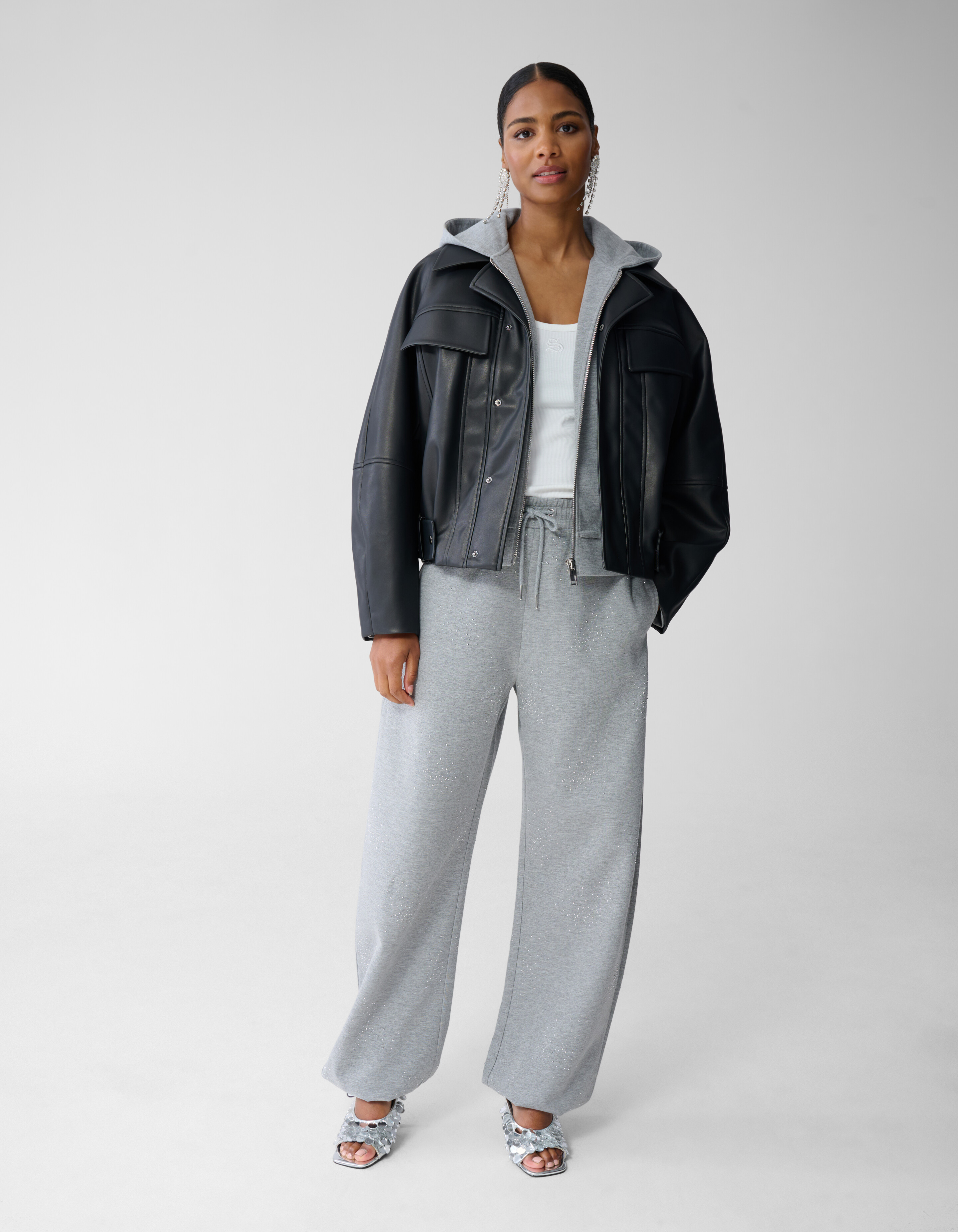 Oversized Vegan Leren Jack Zwart By Fred SHOEBY WOMEN