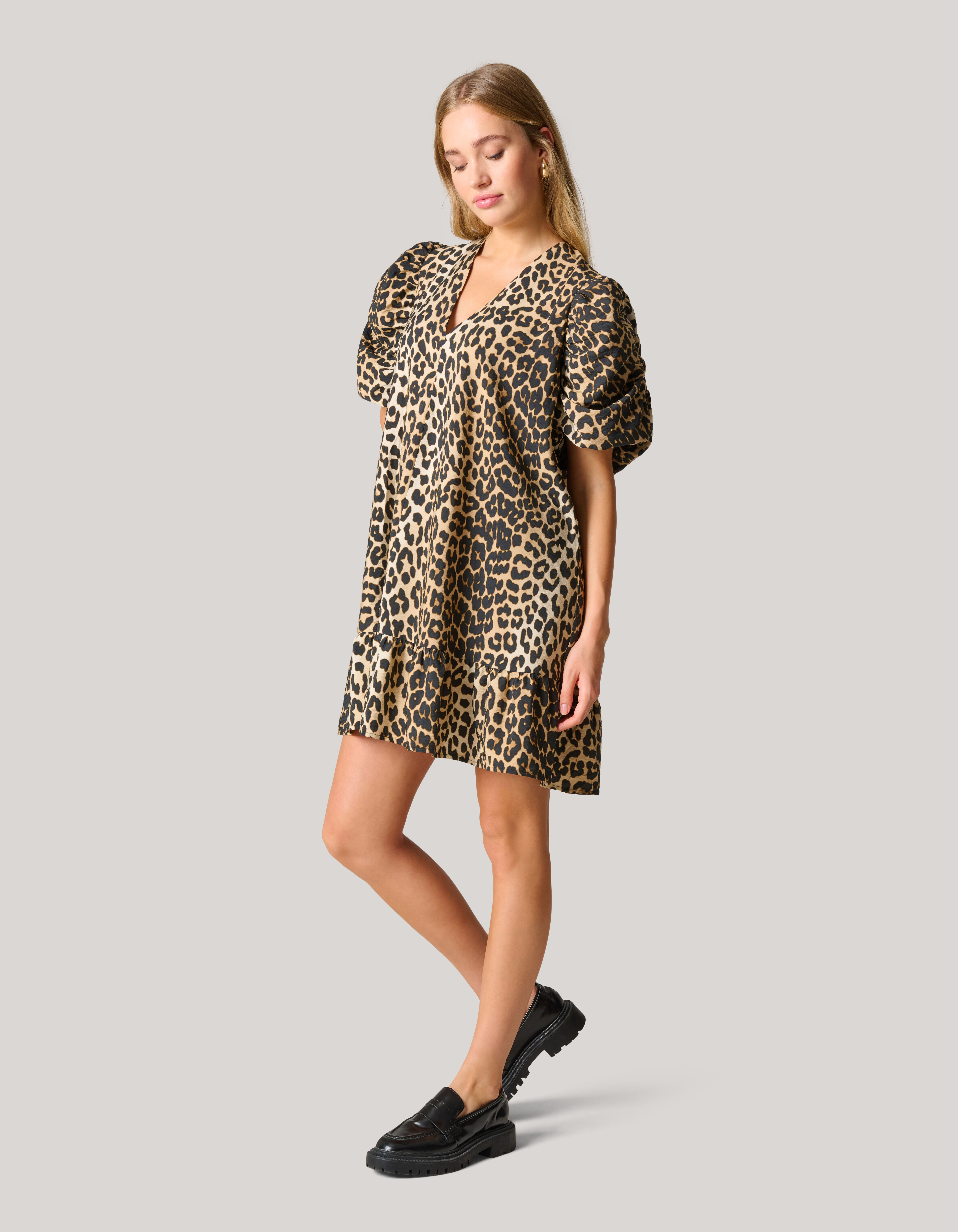 Leopard Pofmouwen Mini Jurk Shoeby