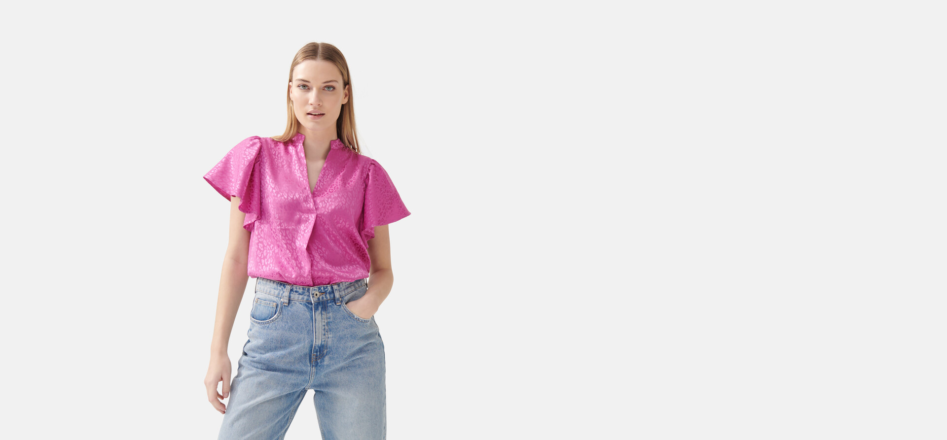 Jacquard Ruffle Blouse Roze By Fred SHOEBY WOMEN