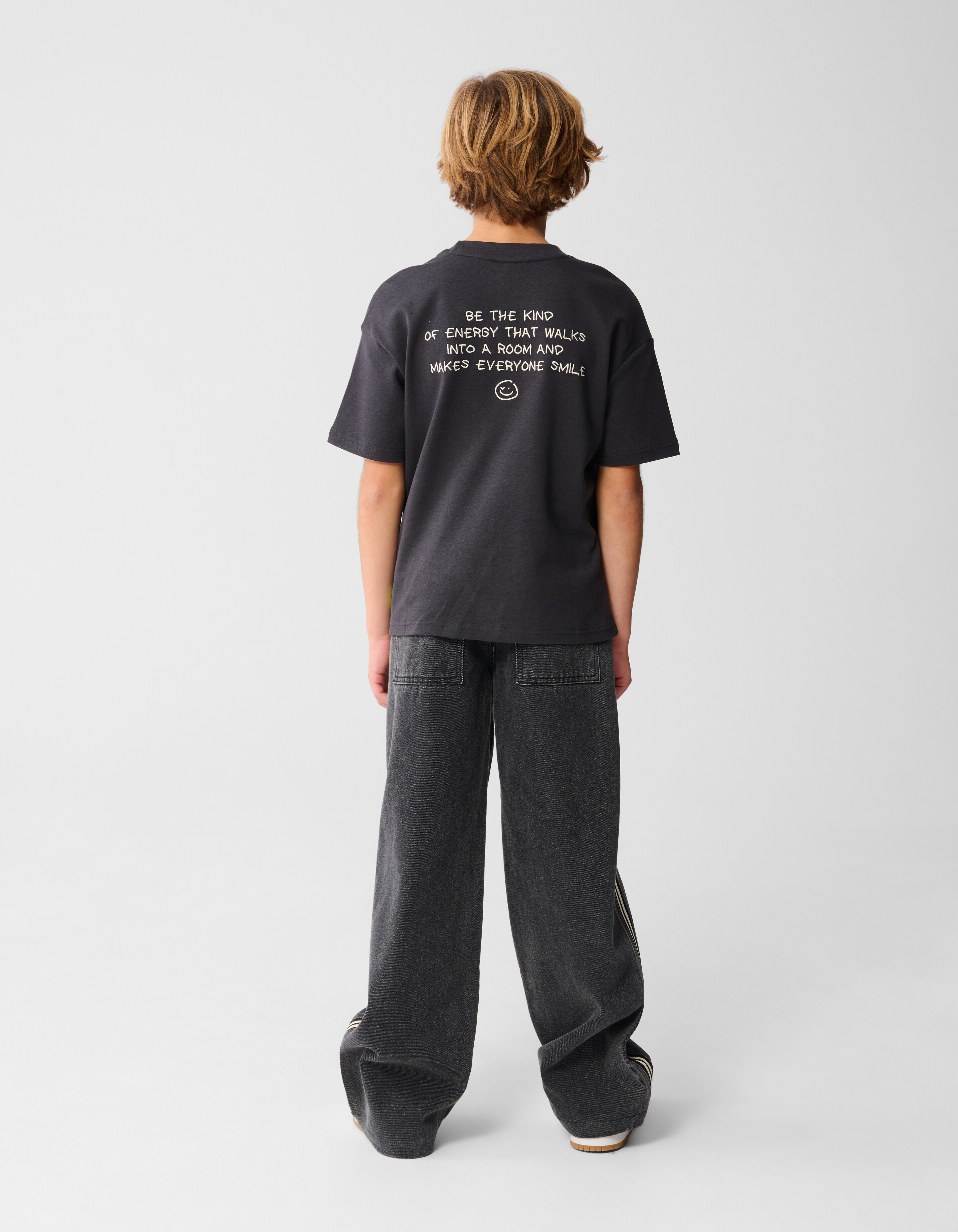 Smiley Artwork T-shirt Donkergrijs SHOEBY BOYS