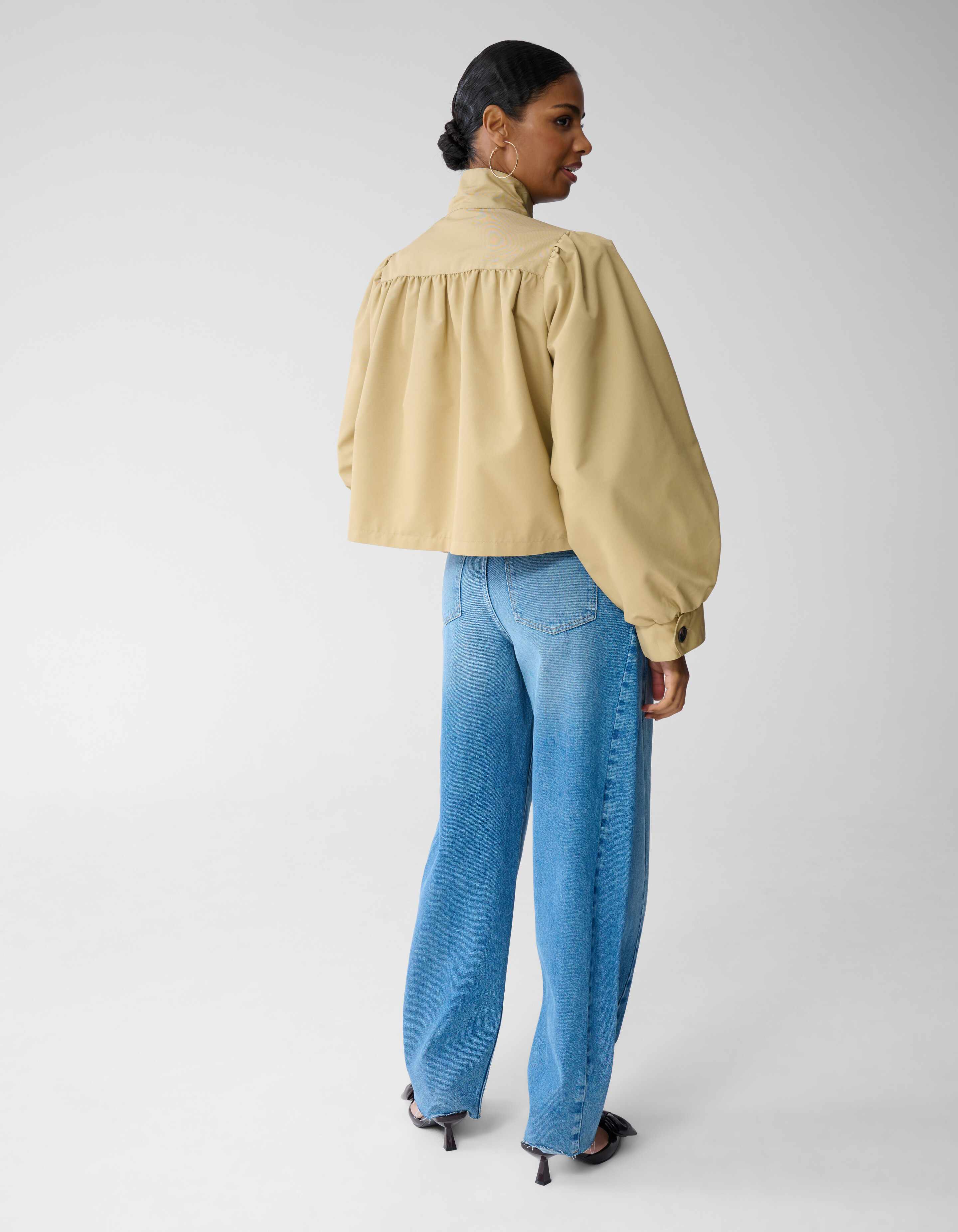 Cropped Trench Coat Lichtbruin SHOEBY WOMEN