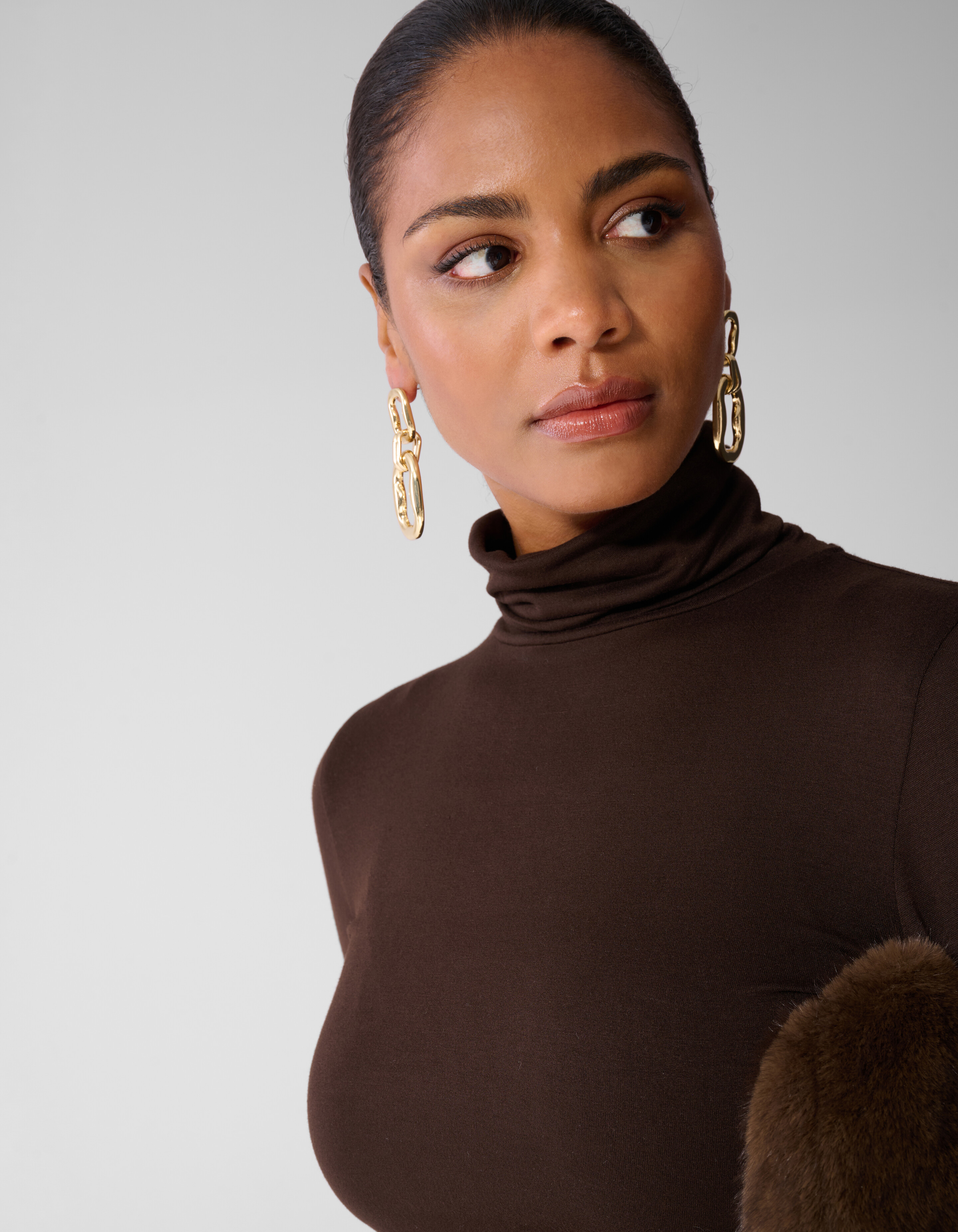 Col Neck Longsleeve Donkerbruin SHOEBY WOMEN
