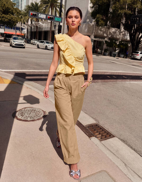 One Shoulder Ruffle Top Lichtgeel SHOEBY WOMEN