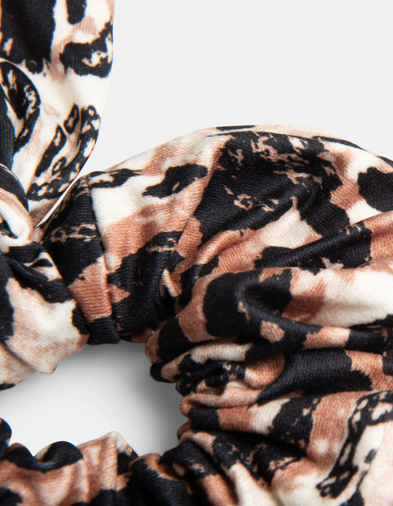Luuki Bow Scrunchie
