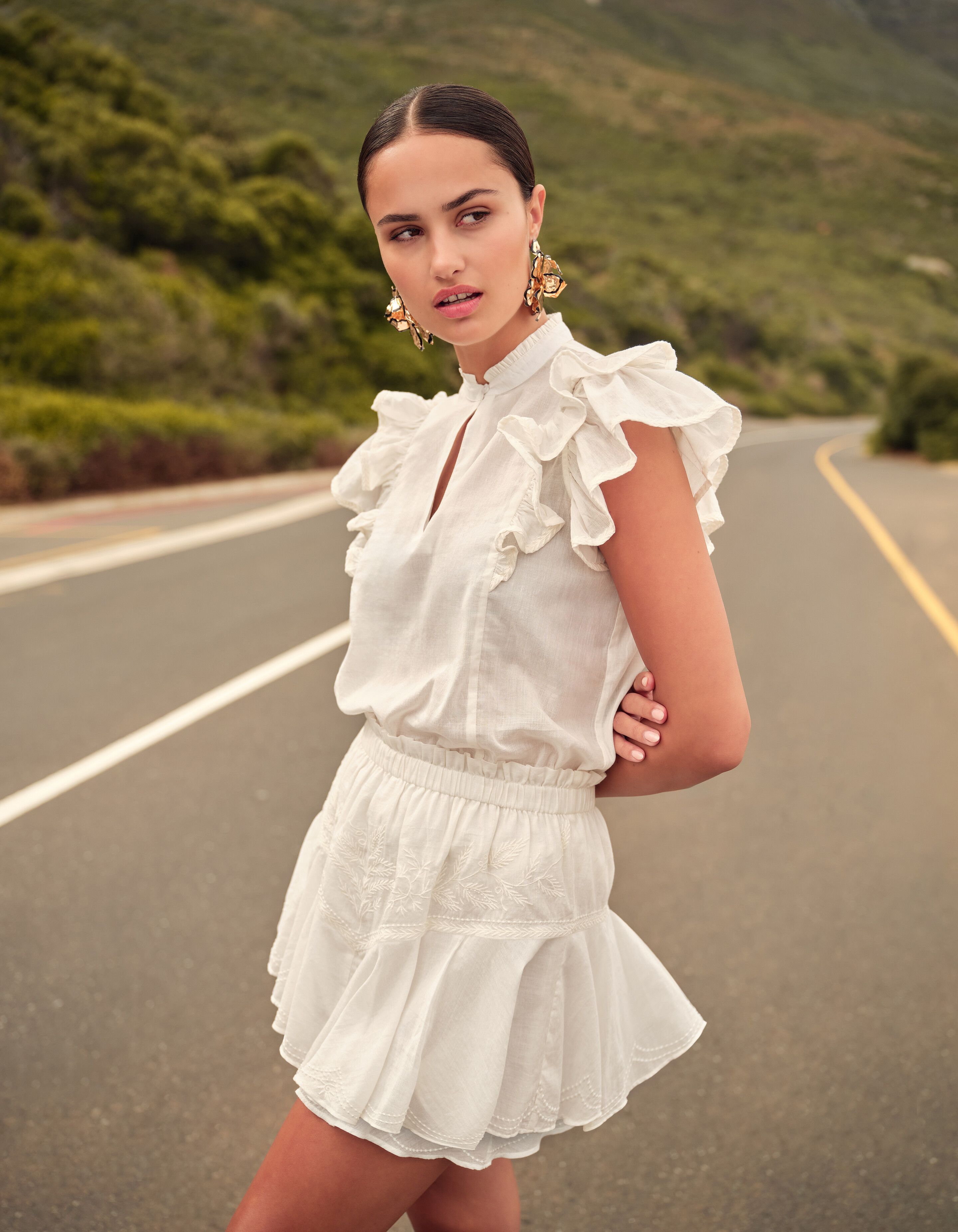 Ruffle Top Wit SHOEBY WOMEN