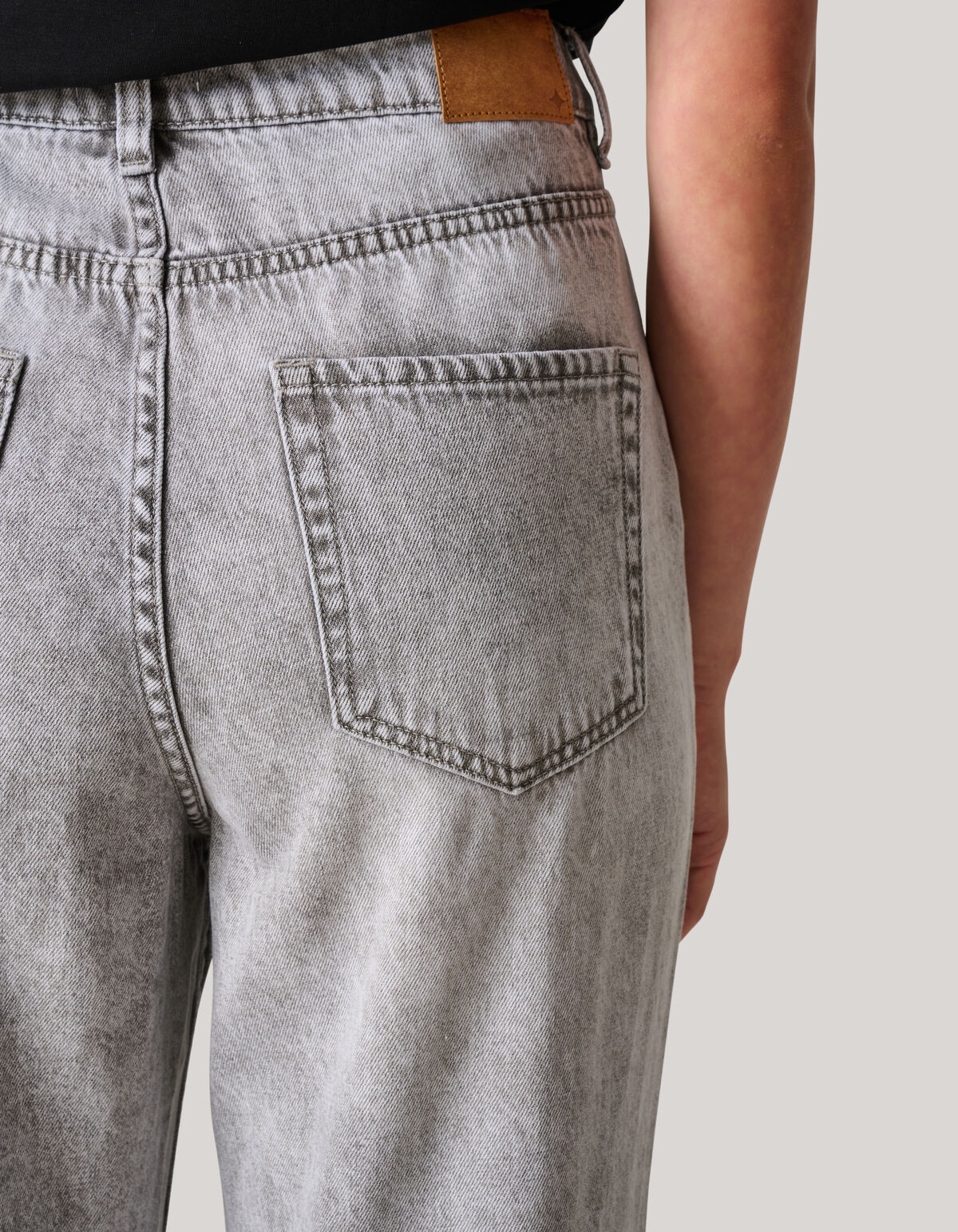 Embellished Straight Fit Jeans Lichtgrijs SHOEBY WOMEN