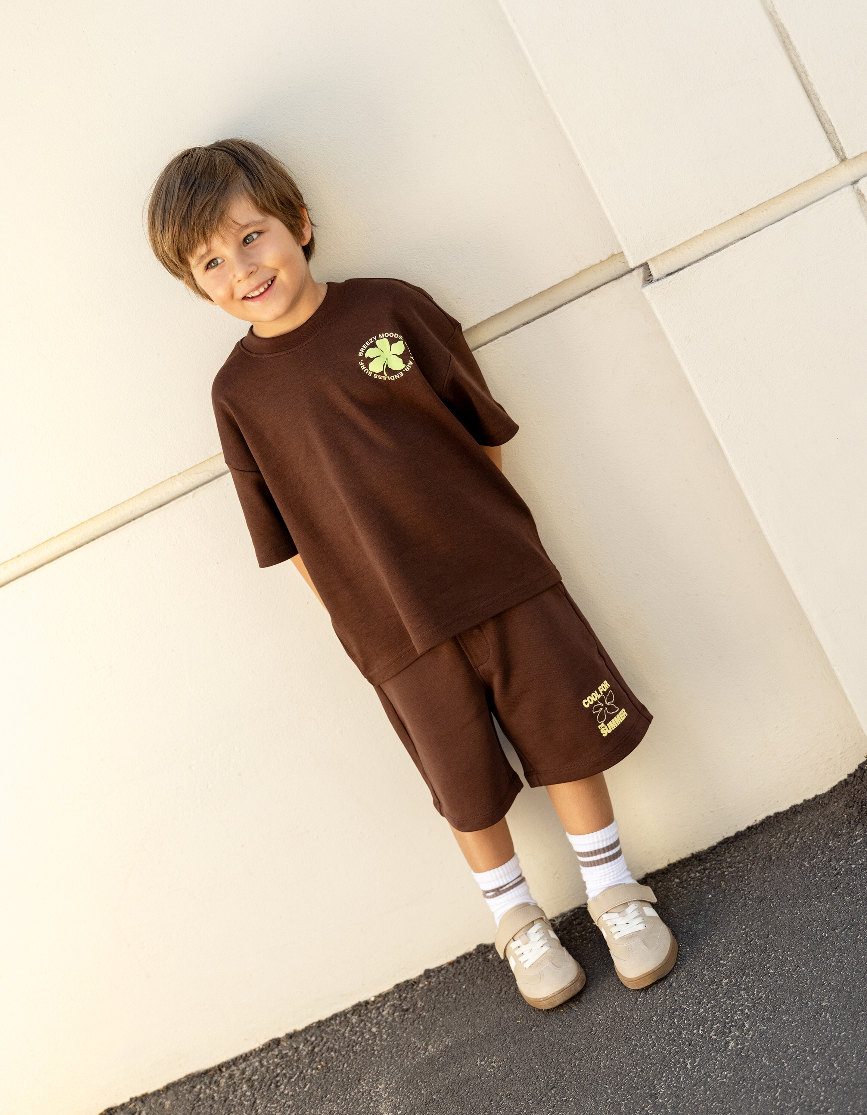Cool Relaxed Fit Short Donkerbruin SHOEBY BOYS