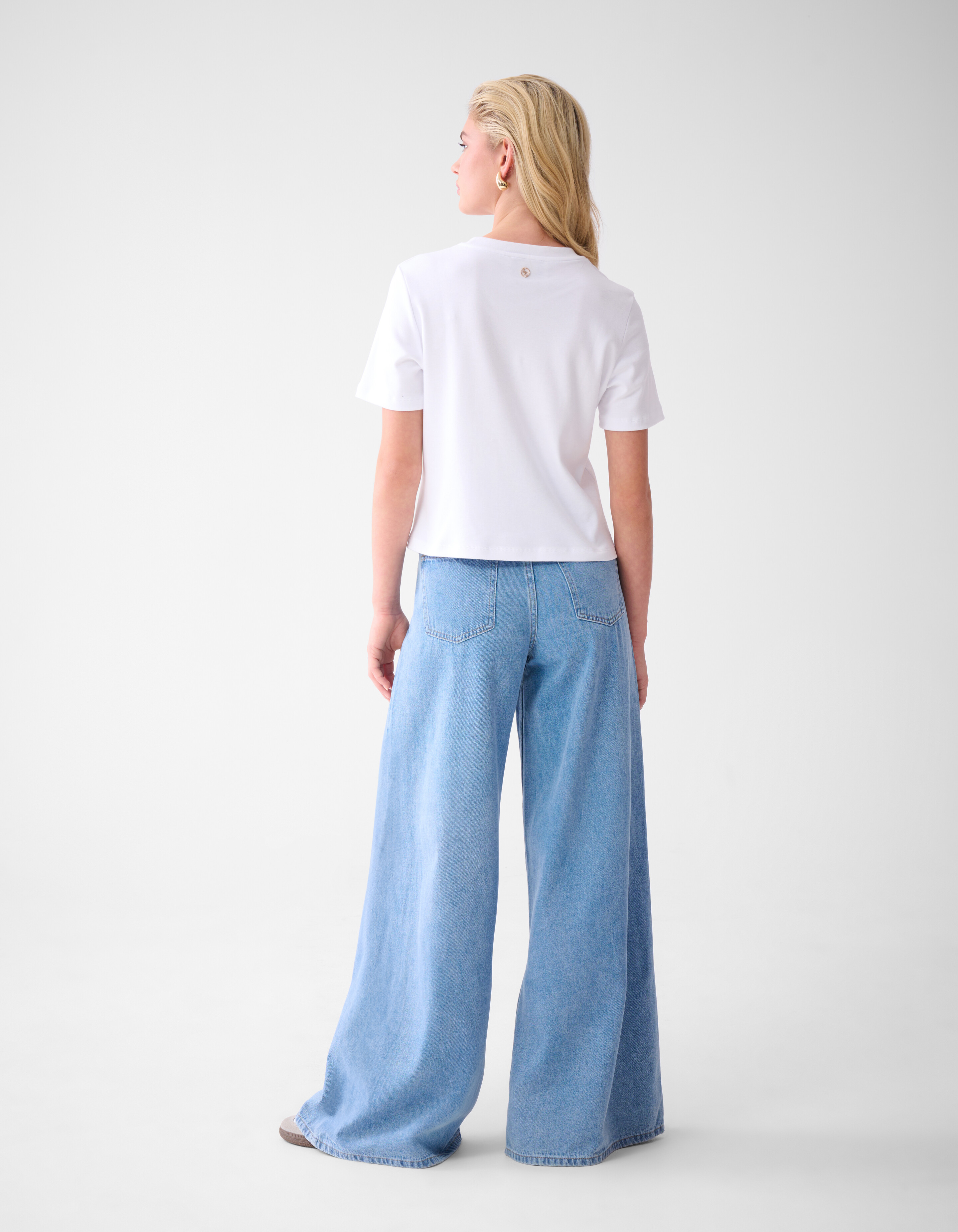 Basis T-shirt Wit By Lonneke SHOEBY WOMEN