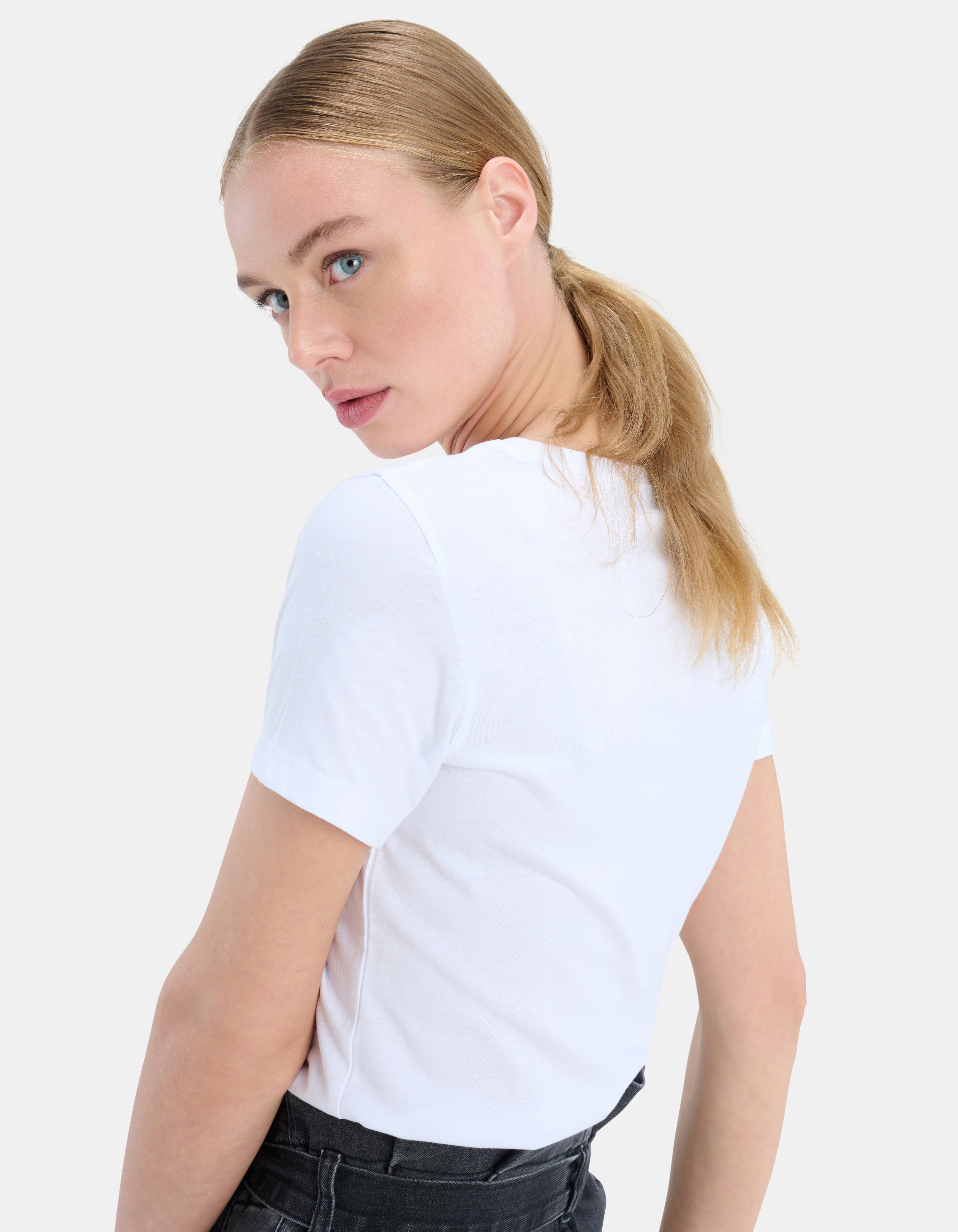 Toujours T-shirt Wit SHOEBY WOMEN