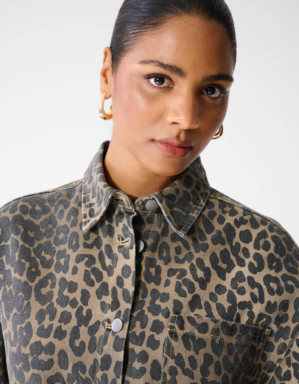 Oversized Leopard Denim Blouse Bruin SHOEBY WOMEN