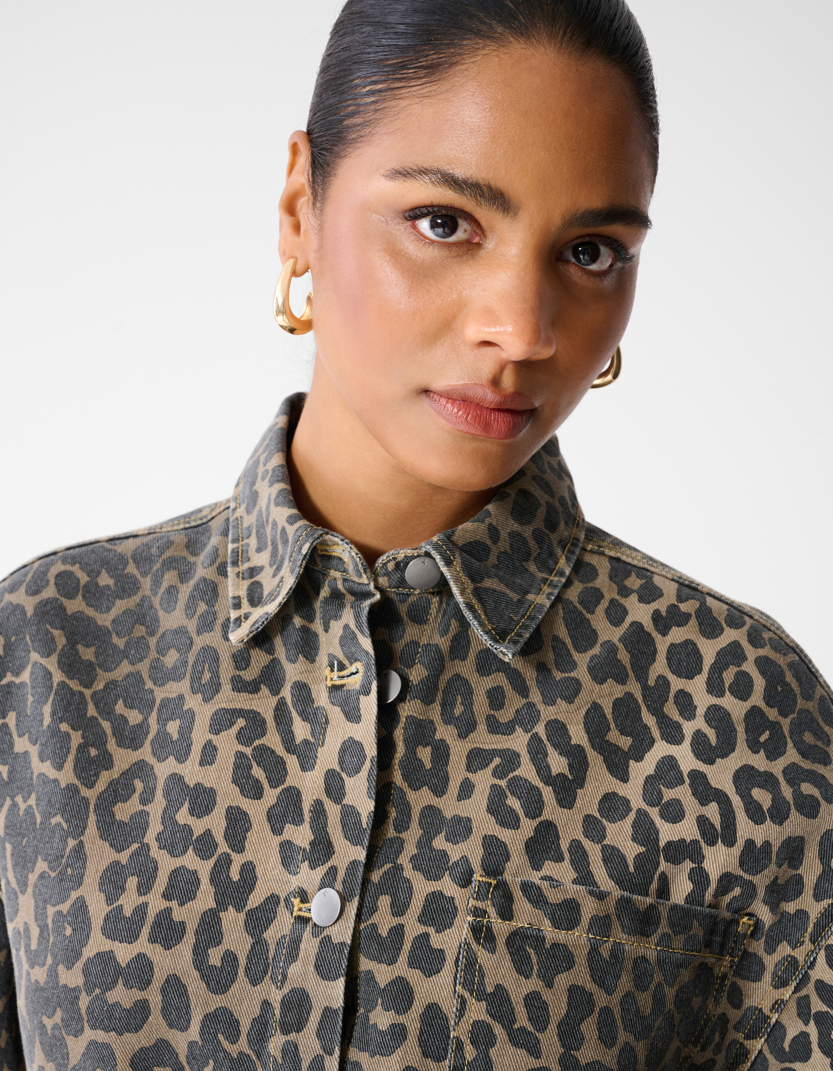 Oversized Leopard Denim Blouse Bruin SHOEBY WOMEN